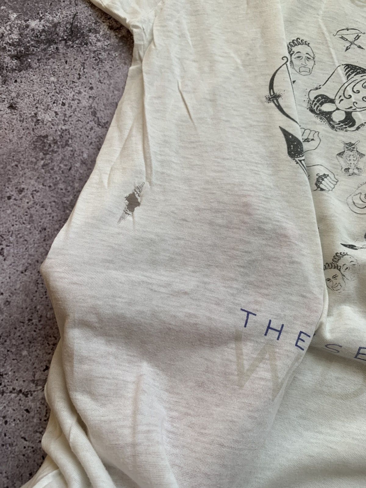 Band Tees 🔥TRASHED DEEP PURPLE THE HOUSE OF BLUE LIGHT 1987 TOUR TEE Size US XL / EU 56 / 4 - 24 Thumbnail