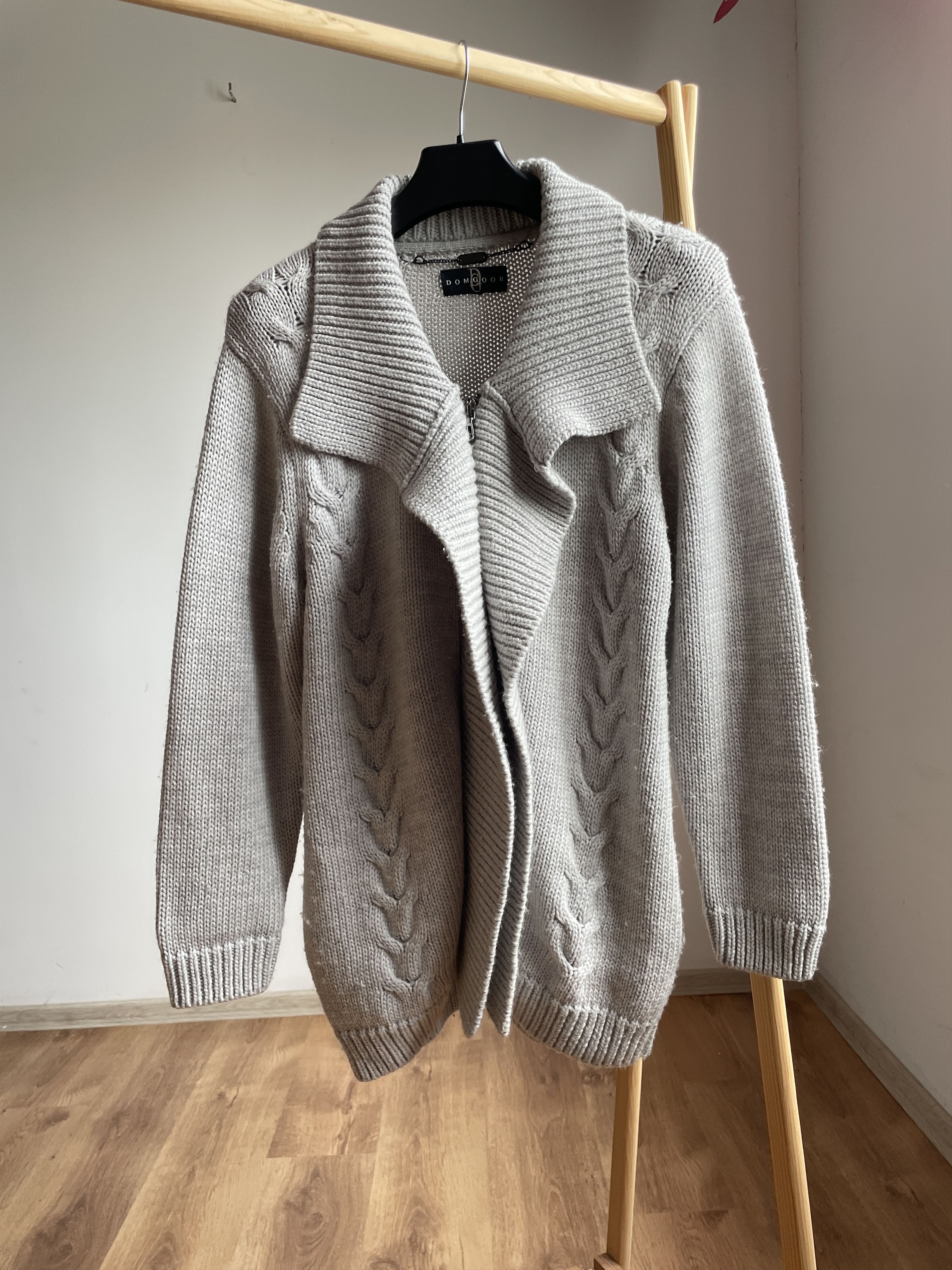 Designer Dom Goor Womens Chunky Cable Knit Cashmere/Wool Cardigan Size L / US 10 / IT 46 - 1 Thumbnail