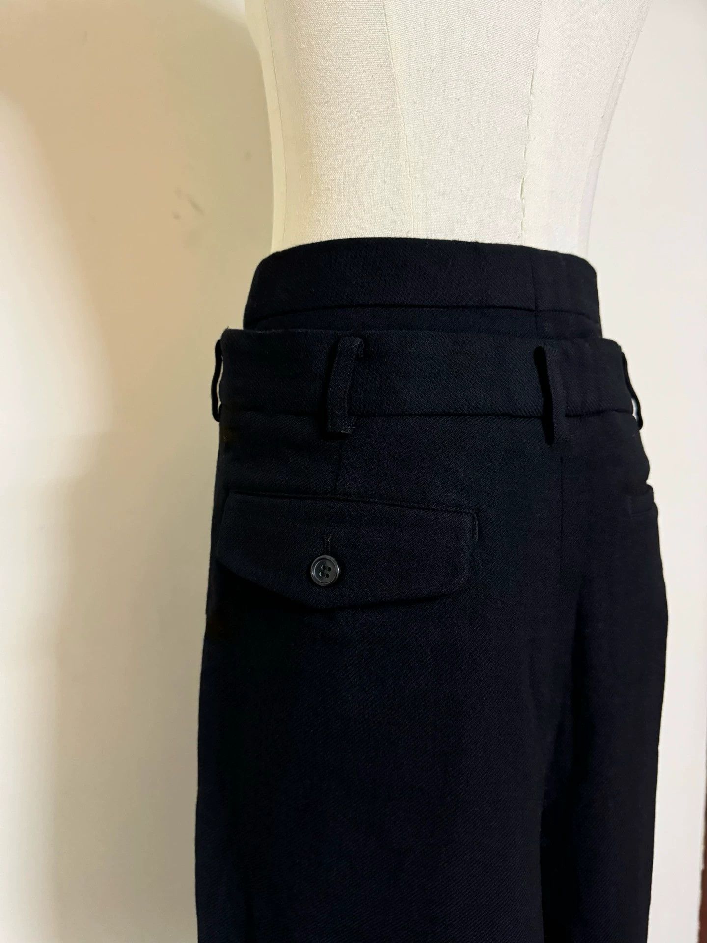 Comme des Garcons Comme des Garçons CDG Double Waist Wool Skirt 4 Size 27" / US 4 / IT 40 - 1 Thumbnail
