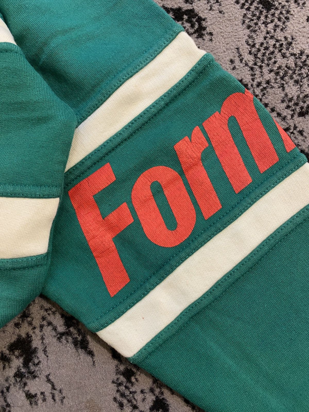United Colors Of Benetton United Colors of Benetton Patchwork Printed Sweatshirts Size US M / EU 48-50 / 2 - 10 Thumbnail