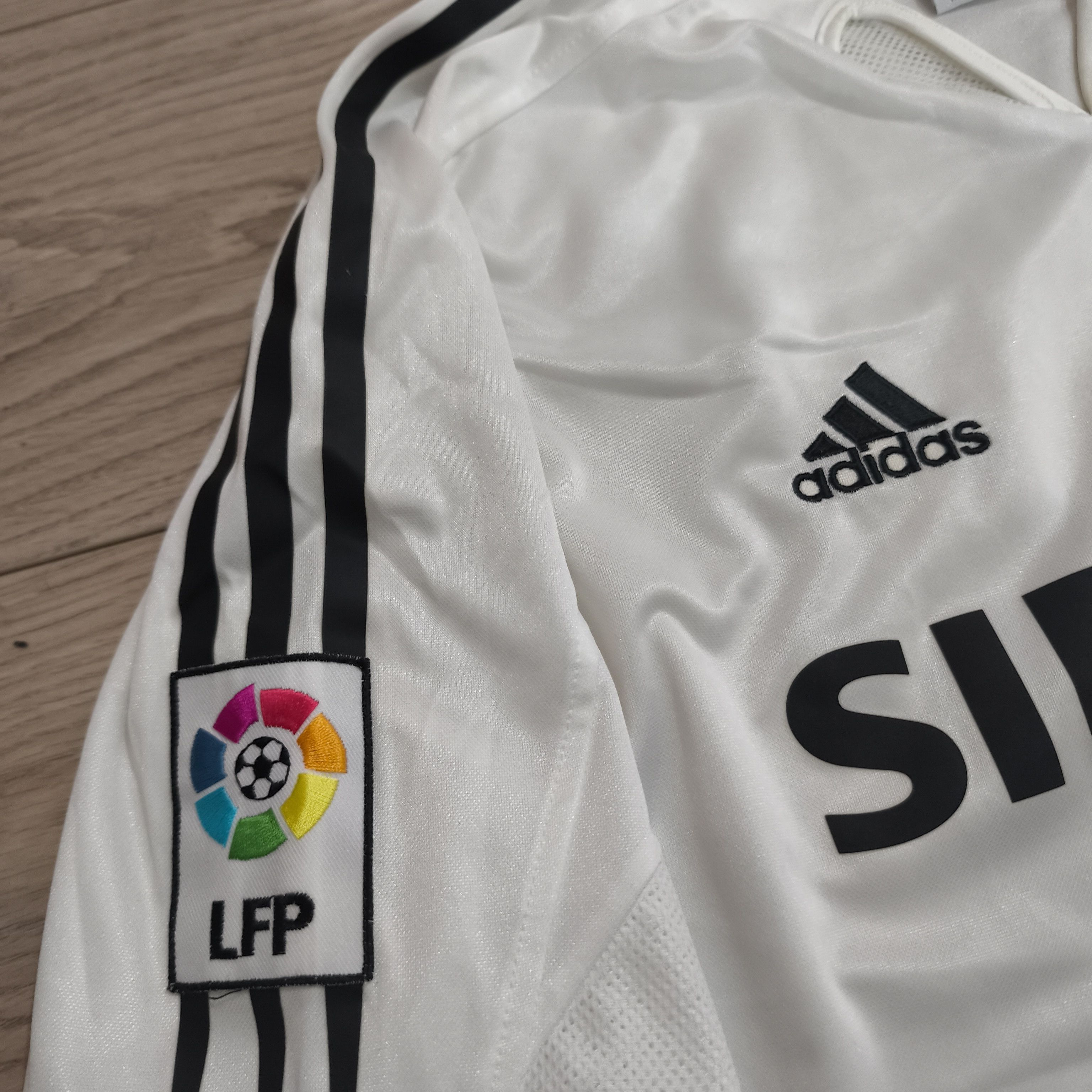 Adidas Real Madrid Size US L / EU 52-54 / 3 - 6 Thumbnail