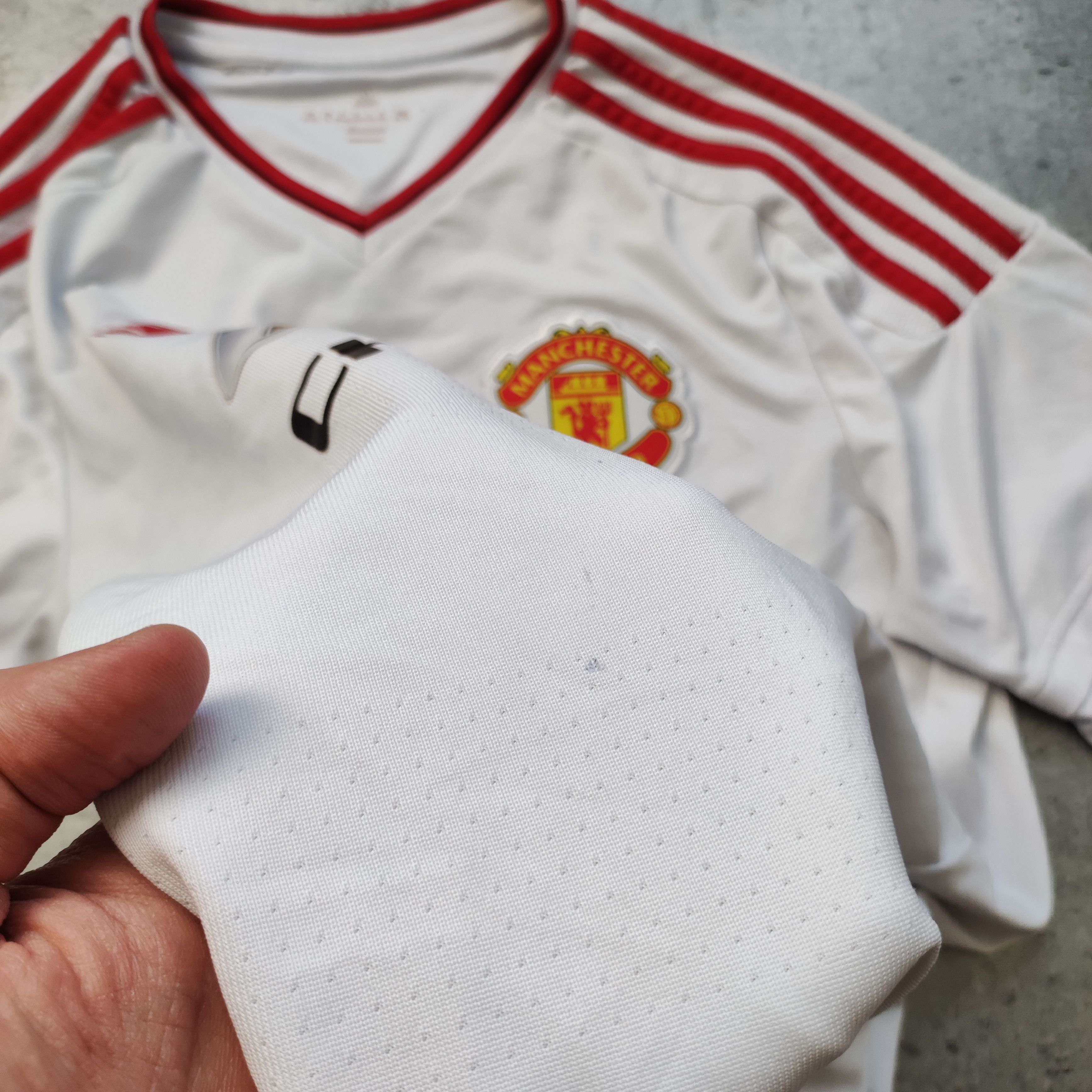 Other Manchester United x Adidas 2015/16 Away Football Jersey Size US S / EU 44-46 / 1 - 6 Thumbnail
