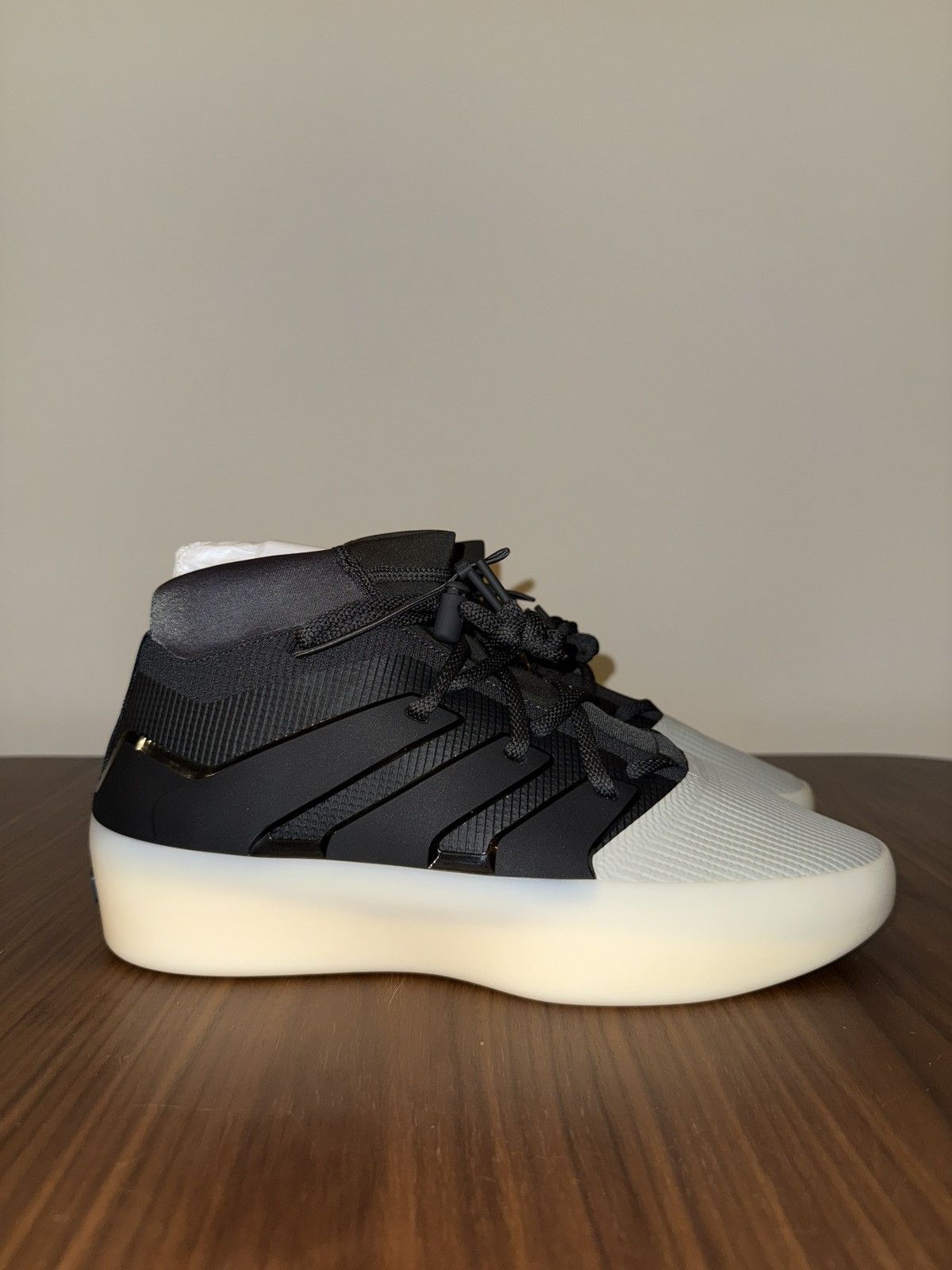 Adidas × Fear of God Fear of God x Adidas Athletics 1 Basketball Size US 12.5 / EU 45-46 - 6 Thumbnail