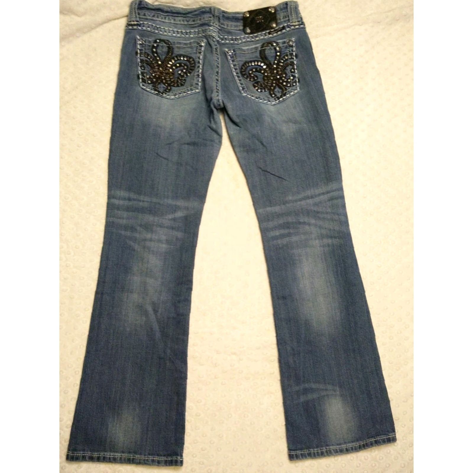 Miss Me Miss Me Jeans Women's Blue Bootcut 32x30 Denim Embroidered Rhinestone Studded Fleur-de-lis 5-Pocket Modern Regular Mens Womens Girls Size 24" / US 00 / IT 34 - 6 Thumbnail