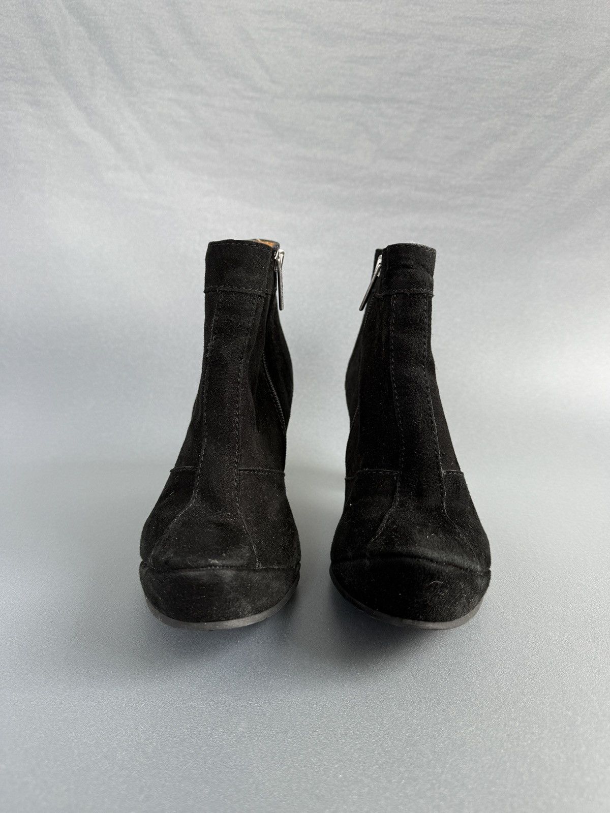 20471120 Y2K Tiggers Suede Black Ankle Boots With Spiral Heels Size US 8 / IT 38 - 4 Thumbnail
