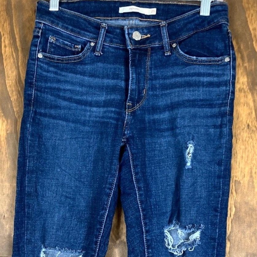 Levi's Levis 711 Womens Jeans Blue Denim Mid Rise Distressed Skinny Stretch 25 Jeans Women Blue Distressed Skinny 711 Mid Rise 25 Size 42" / US 20 - 2 Thumbnail
