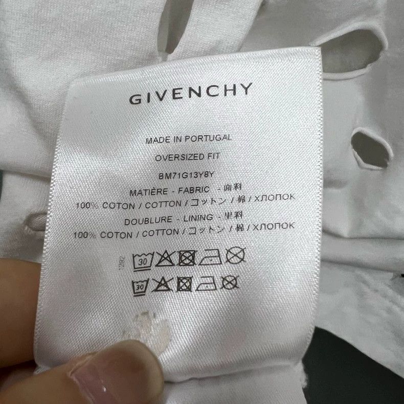 Givenchy Givenchy Large Destroyed Logo Print Short Sleeve, Size S Size US S / EU 44-46 / 1 - 3 Thumbnail