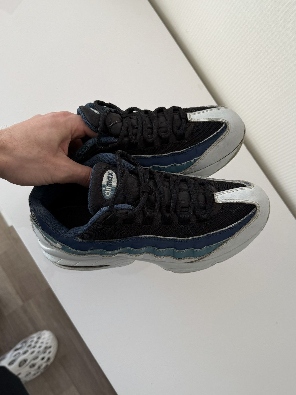 Nike Vintage Nike Air Max 95 Y2K Rare Drill Sk8 Ocean Sneakers Size US 7 / EU 40 - 8 Thumbnail