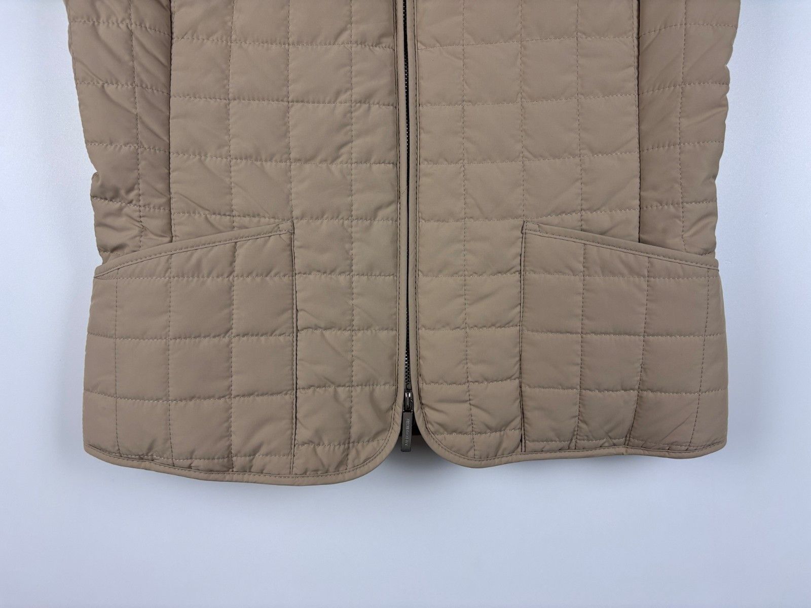 Burberry Burberry London Quilted Vest Jacket Nova Check Lining US 4 Size S / US 4 / IT 40 - 4 Thumbnail