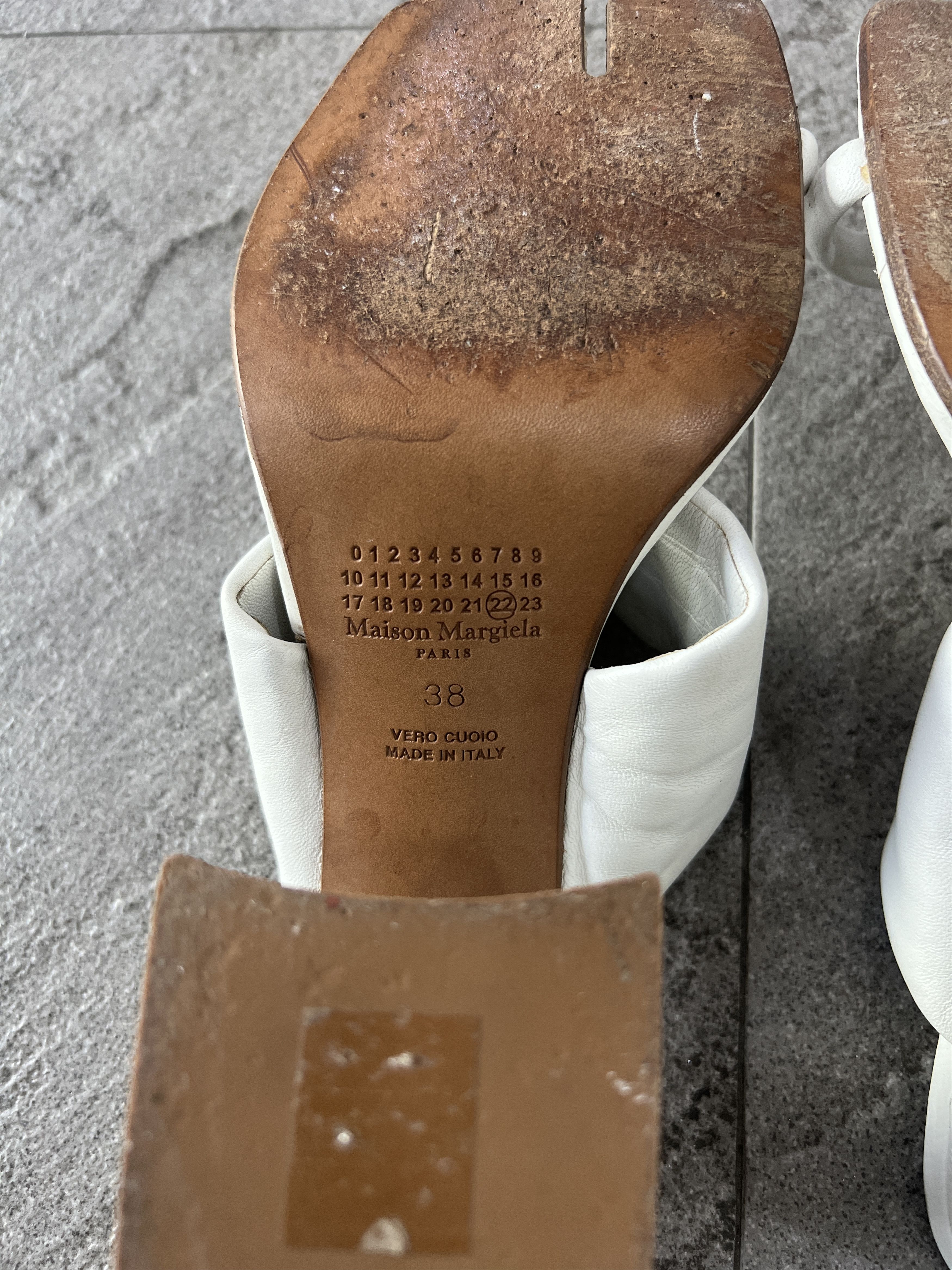Maison Margiela Maison Margiela Tabi White Leather Heel Sandals Size 38 Size US 8 / IT 38 - 6 Thumbnail
