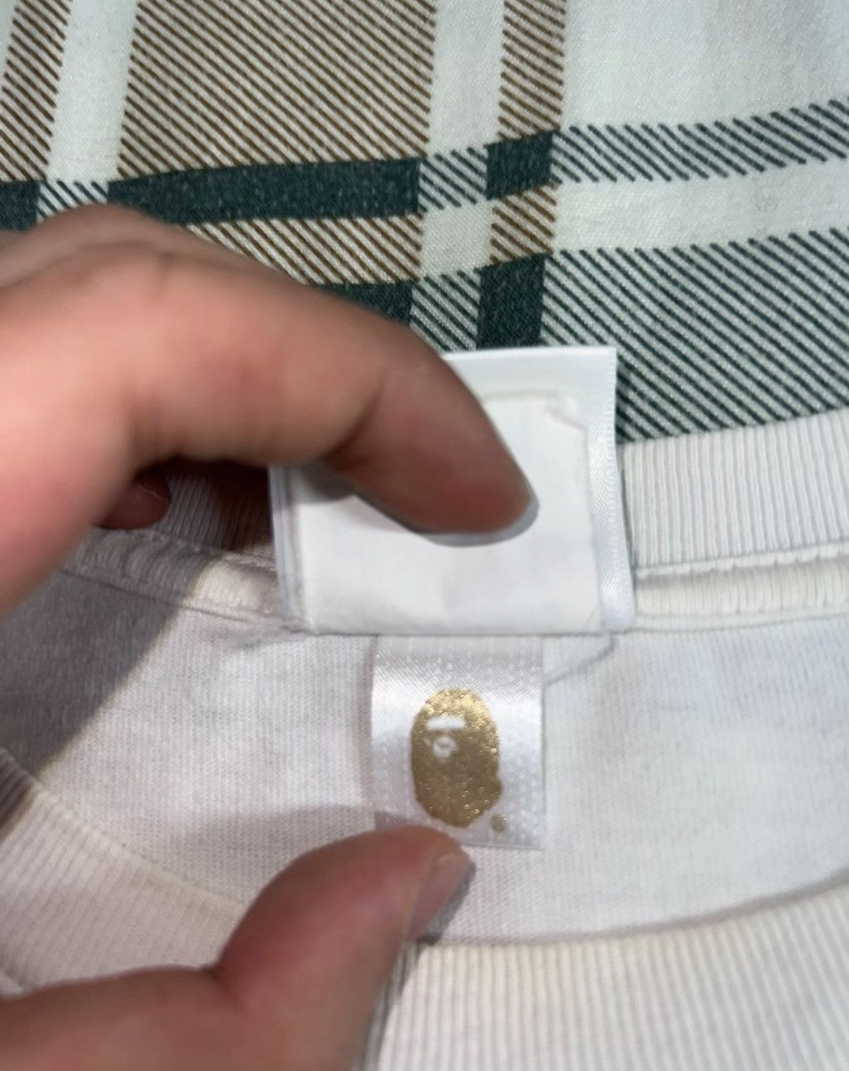 Bape BAPE OG Nigo era white short-sleeve Size US L / EU 52-54 / 3 - 6 Thumbnail