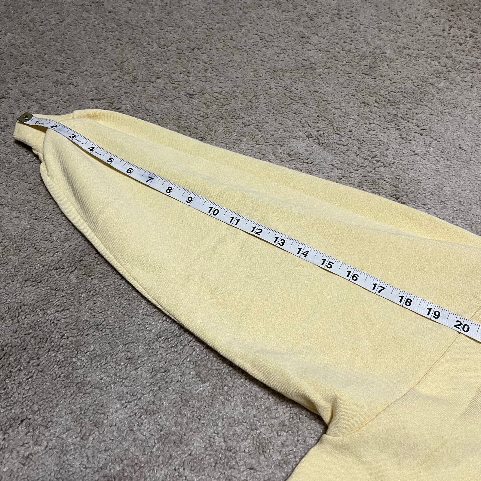 Other Vintage Top Stitch Birds in Birdhouse/Nature Yellow Crewneck Size US XL / EU 56 / 4 - 7 Thumbnail