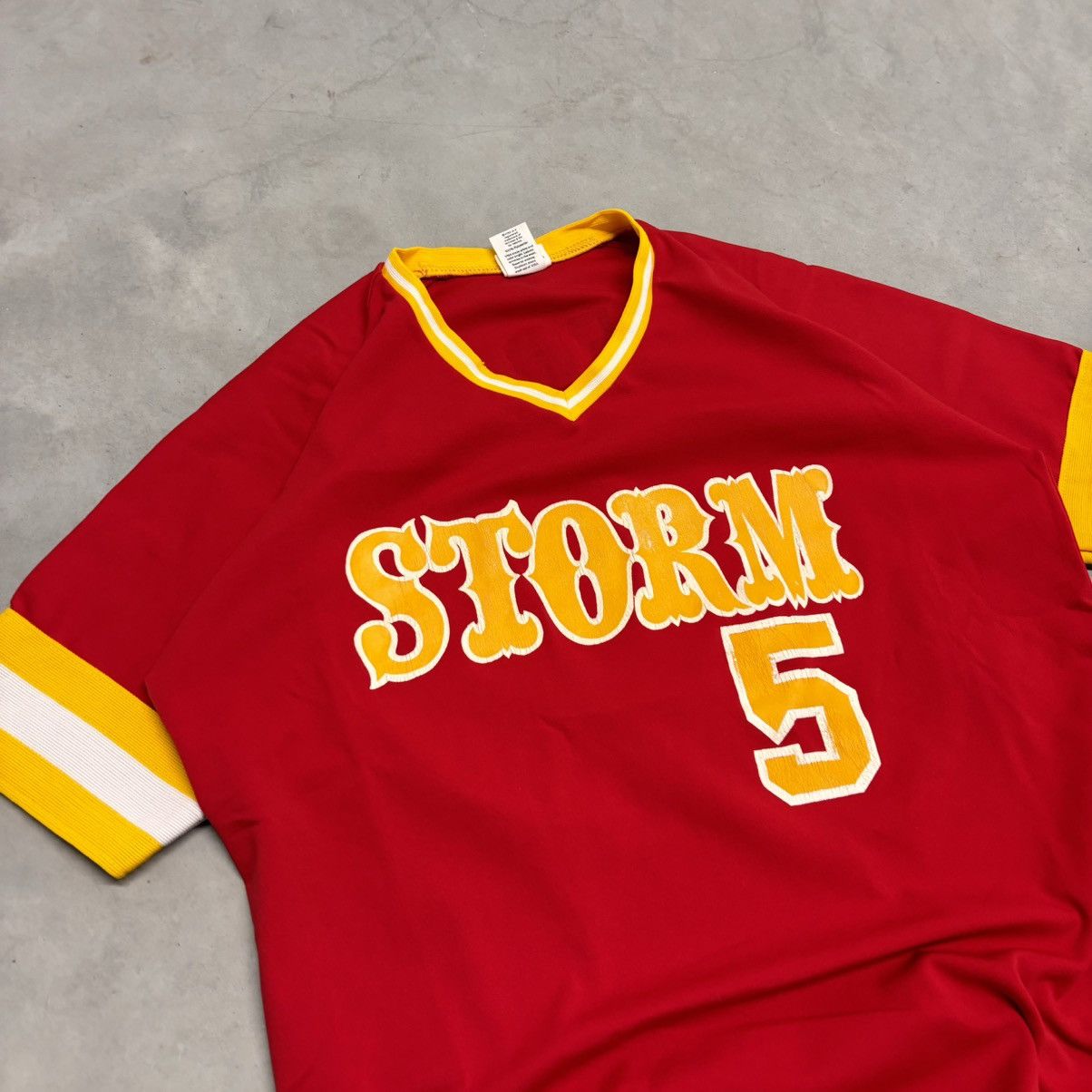 Vintage Vintage 70s Baseball Jersey Storm Cropped Red Yellow Shirt Size US L / EU 52-54 / 3 - 2 Thumbnail