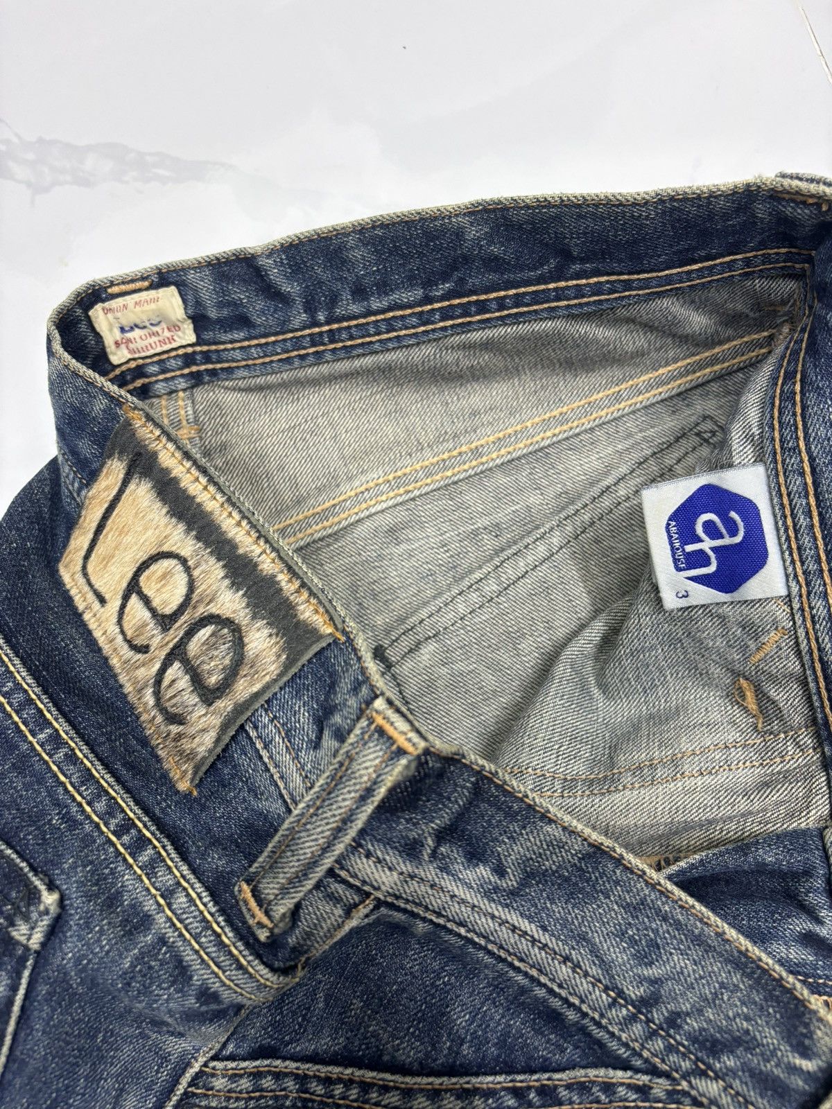 Lee VINTAGE LEE UNION MADE X ABAHOUSE MUD WASH DISTRESSED DENIM Size US 32 / EU 48 - 9 Thumbnail