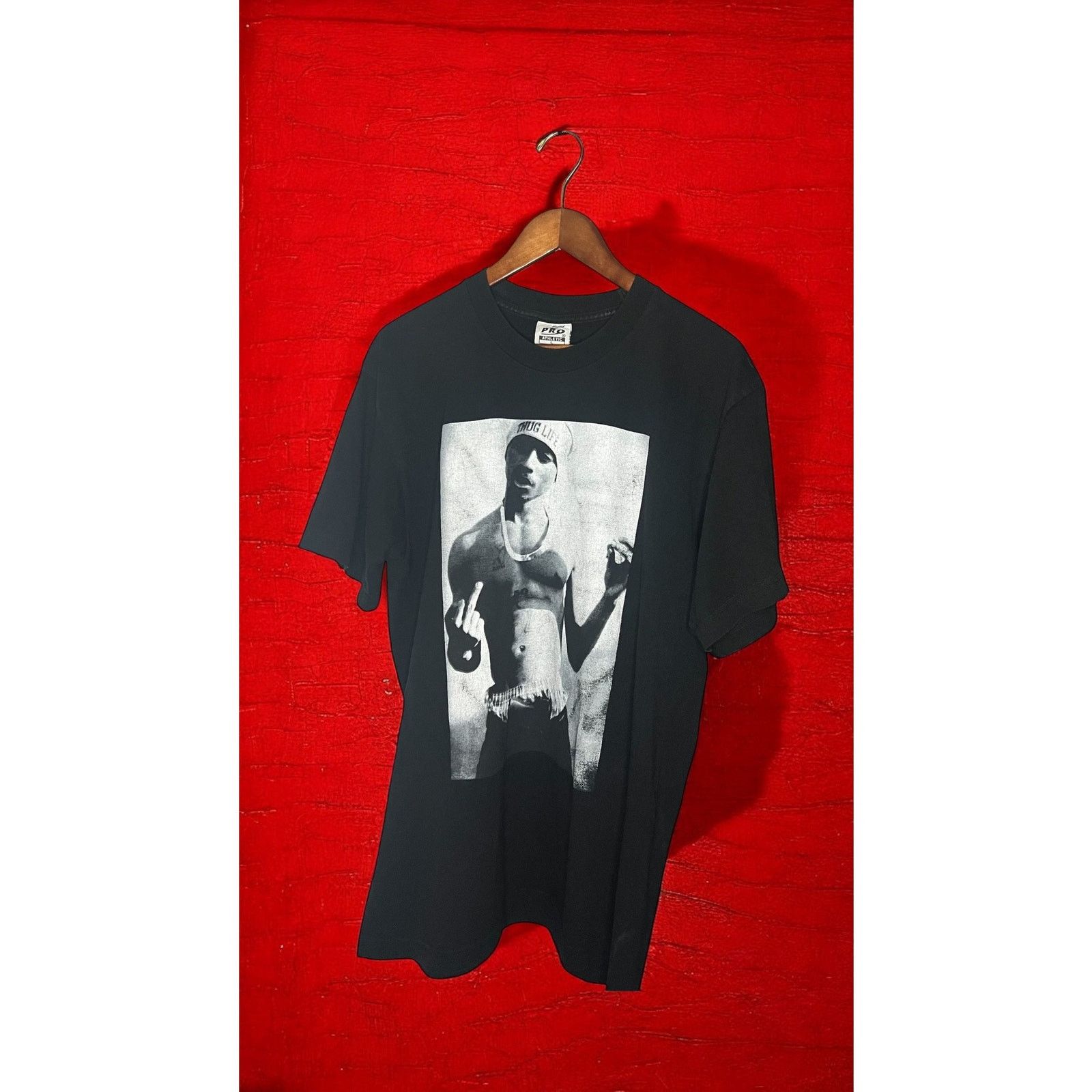 Other Vintage Tupac Shakur Thug Life T-Shirt – Hip-Hop Legend Size US L / EU 52-54 / 3 - 1 Thumbnail