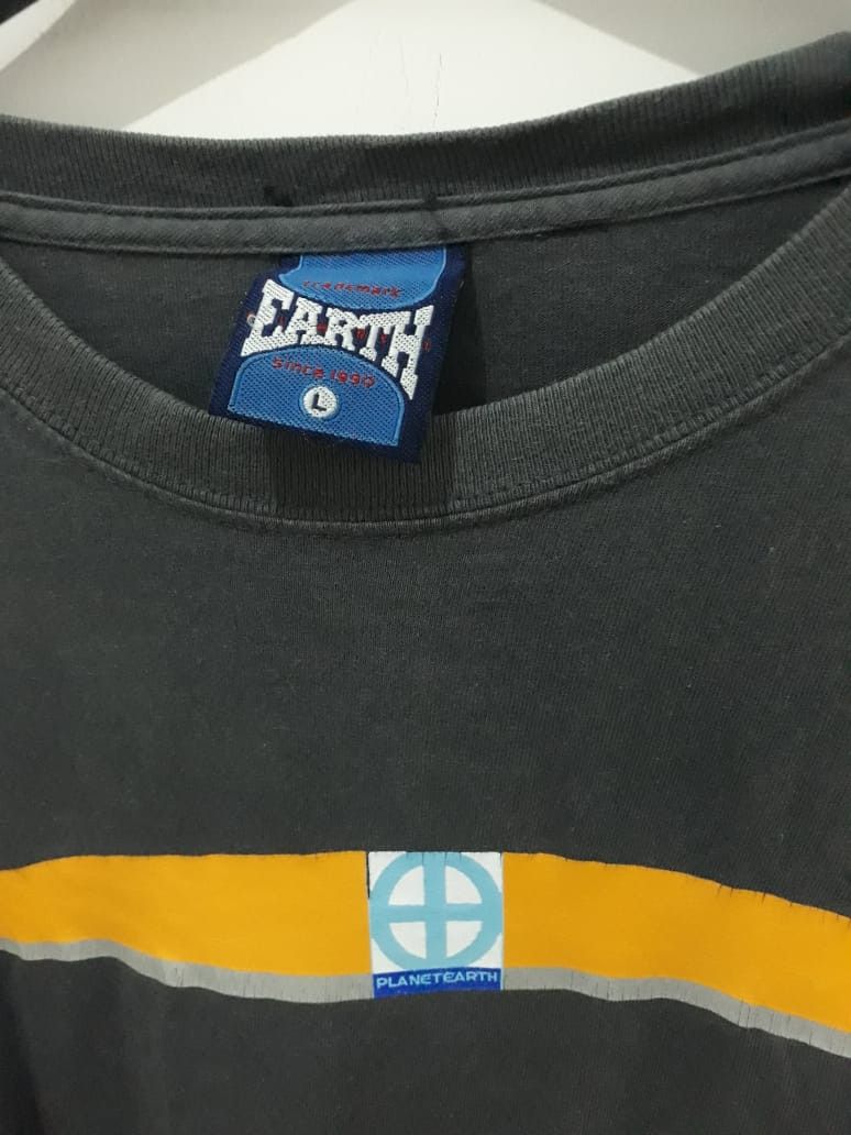 Vintage Vintage Planet Earth Skateboards t shirt made in USA L Size US L / EU 52-54 / 3 - 2 Thumbnail