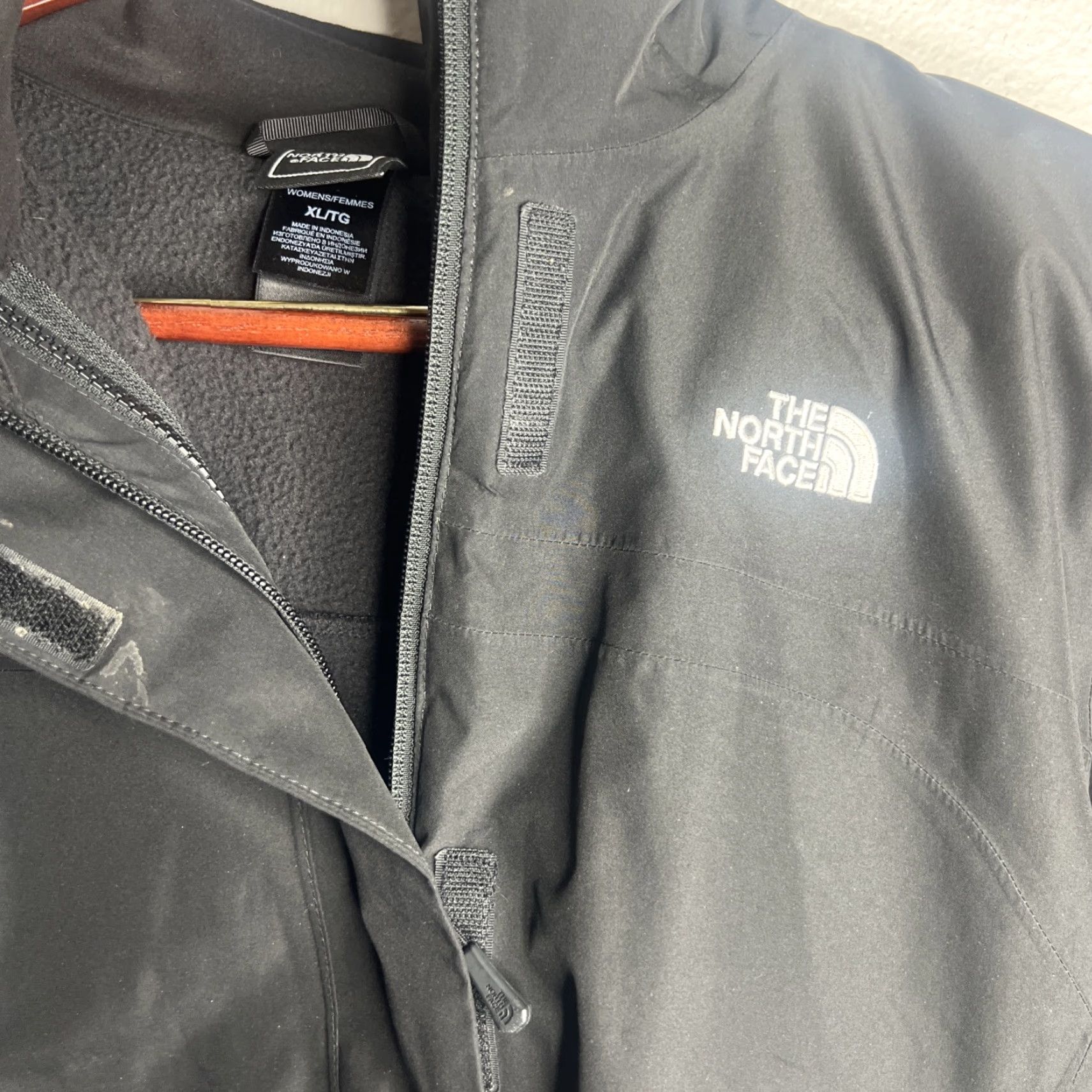 The North Face VINTAGE THE NORTH FACE Women’s Jacket XL Black Fleece Zip In Hoodie EUC Size XL / US 12-14 / IT 48-50 - 4 Thumbnail