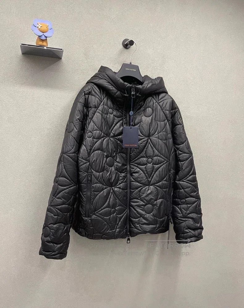 Louis Vuitton LV Black Floral Quilted Down Jacket . Size US M / EU 48-50 / 2 - 3 Thumbnail