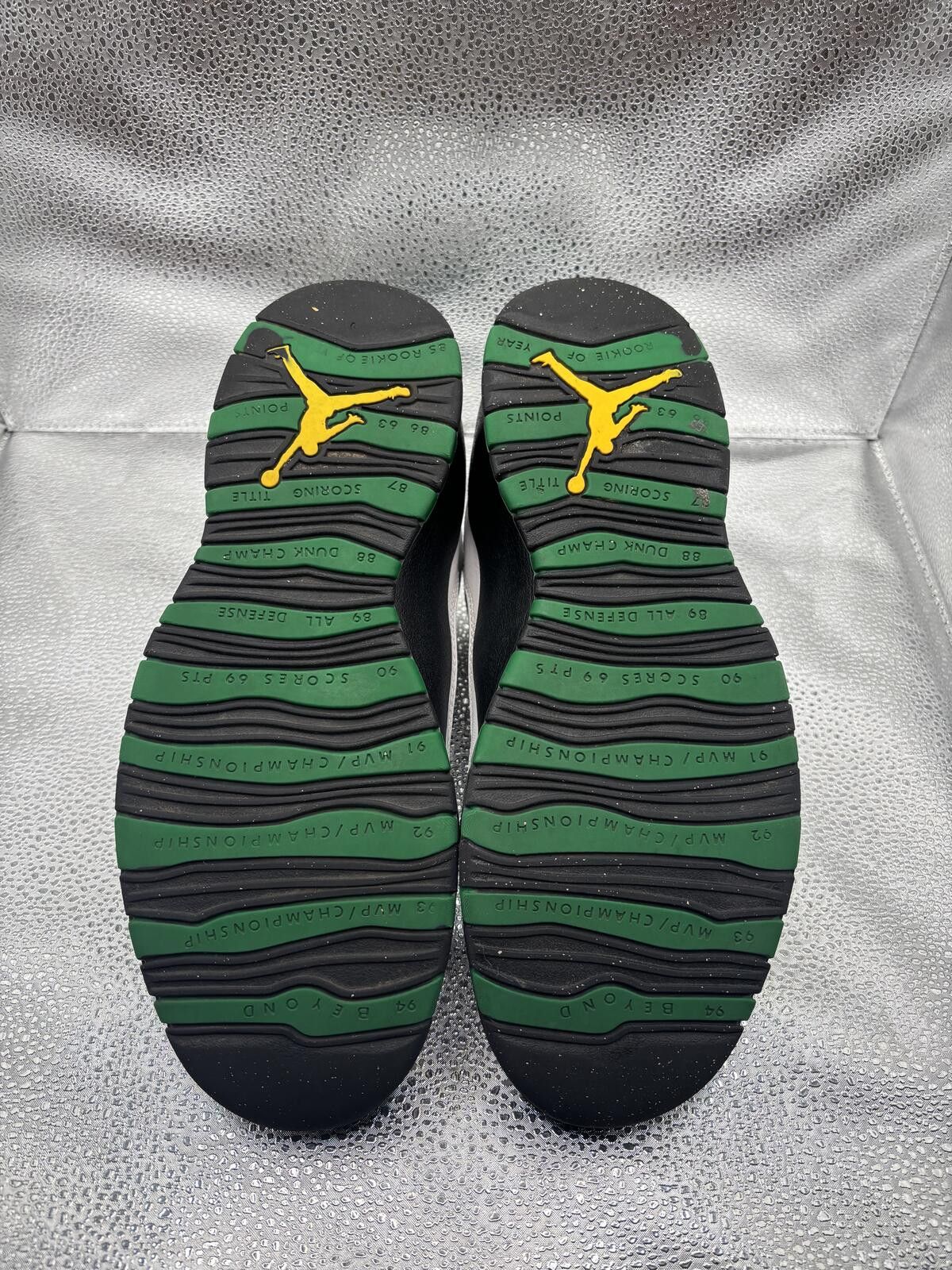 Jordan Brand Air Jordan 10 Seattle Size US 9 / EU 42 - 3 Thumbnail