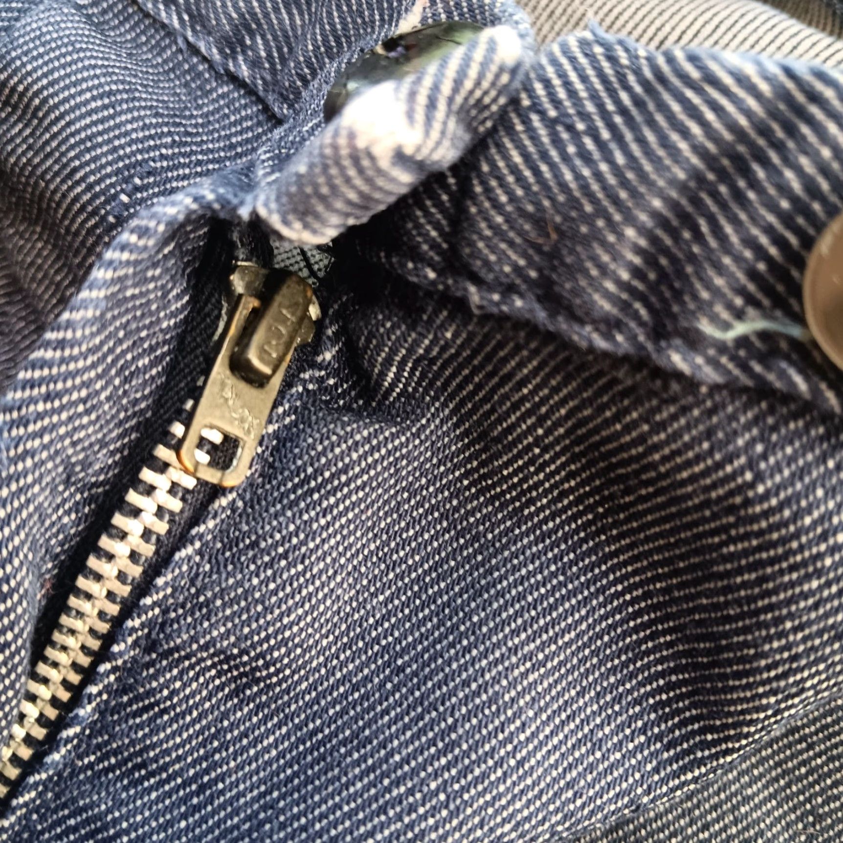 VINTAGE 1960s Rockabilly High-Waisted Capris Jeans Women's 24x26