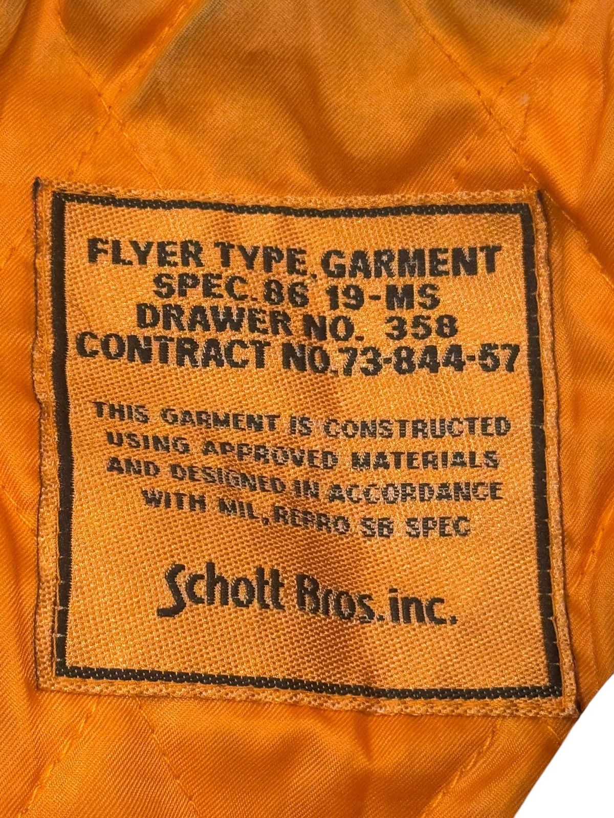 Schott Schott USA Flight Nylon 90s Vest Gilet Bodywarmer Medium Size US M / EU 48-50 / 2 - 3 Thumbnail