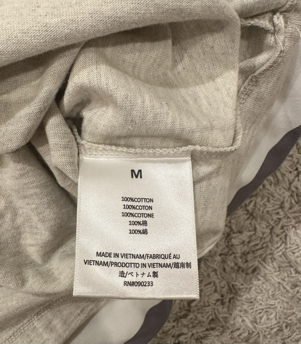 Fear of God *BUNDLE* 2 Fear of God Essentials T Shirts Size US M / EU 48-50 / 2 - 9 Thumbnail