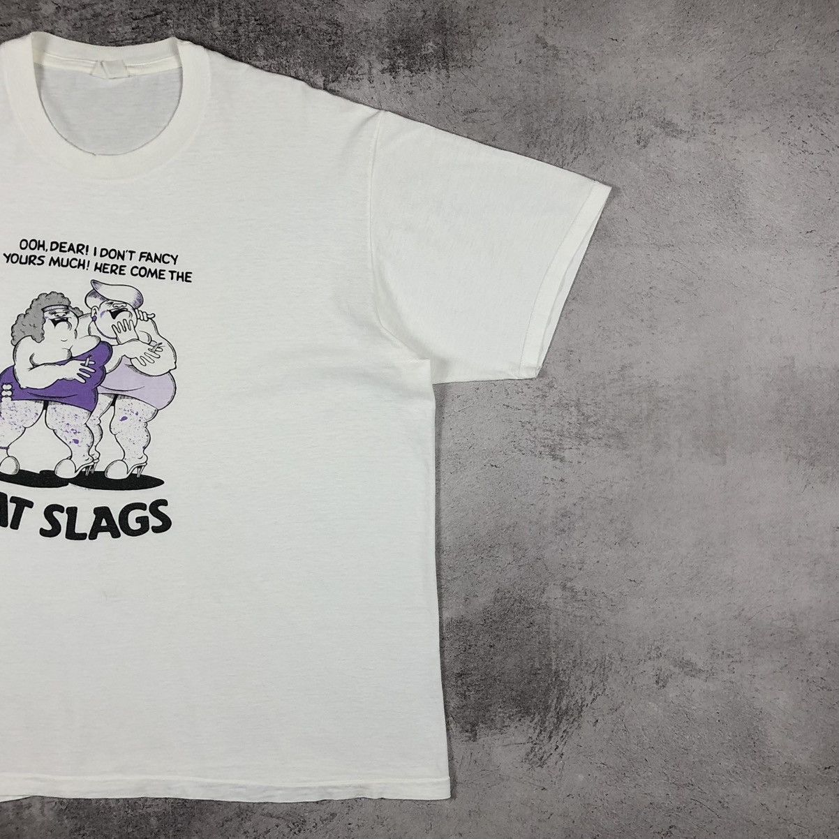Vintage Vintage 90s Viz Comic Fat Slags Tee Size US L / EU 52-54 / 3 - 12 Thumbnail
