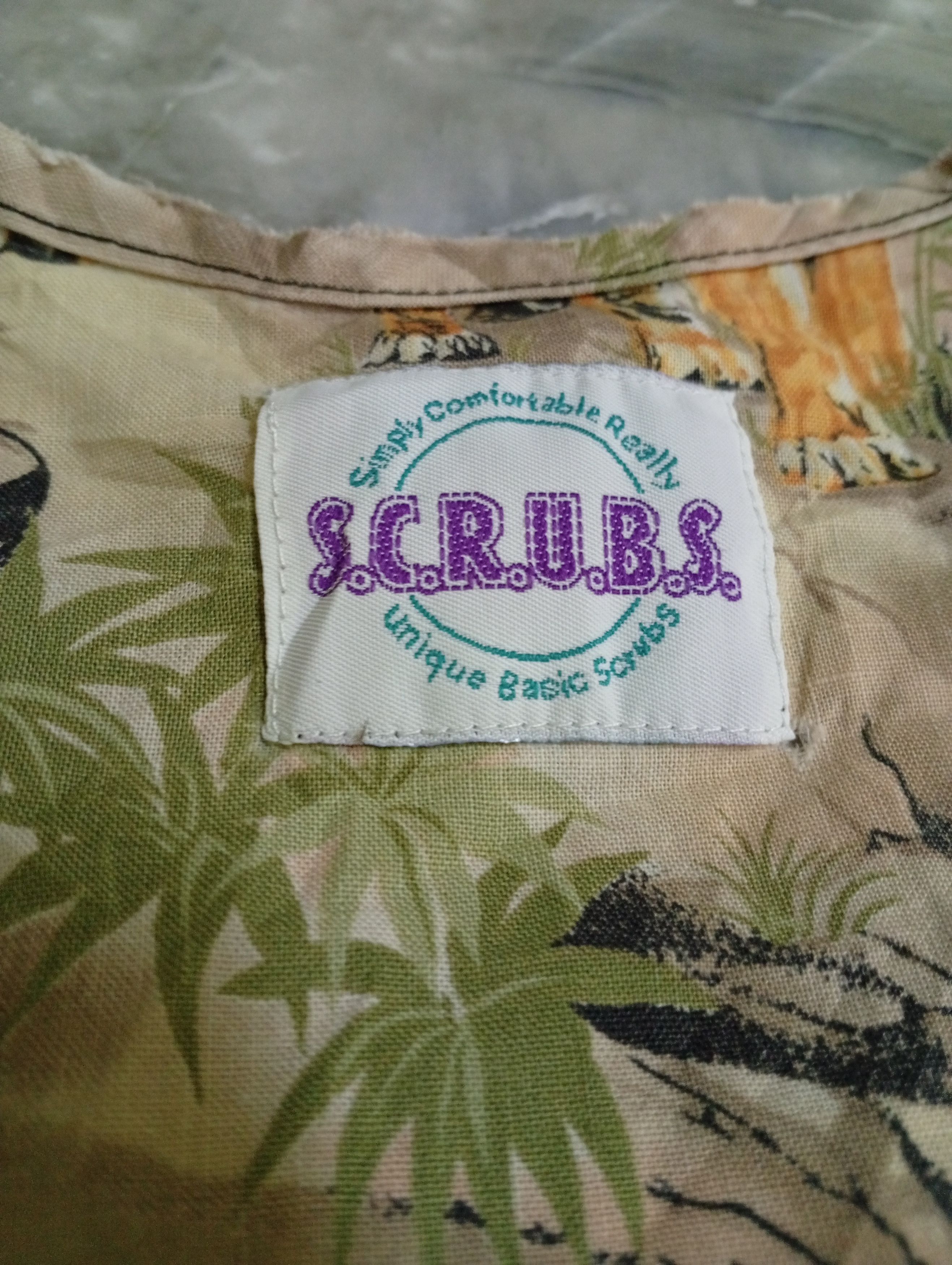 Common Projects × Vintage Brand S.C.R.U.B.S top V neck Size L / US 10 / IT 46 - 11 Thumbnail