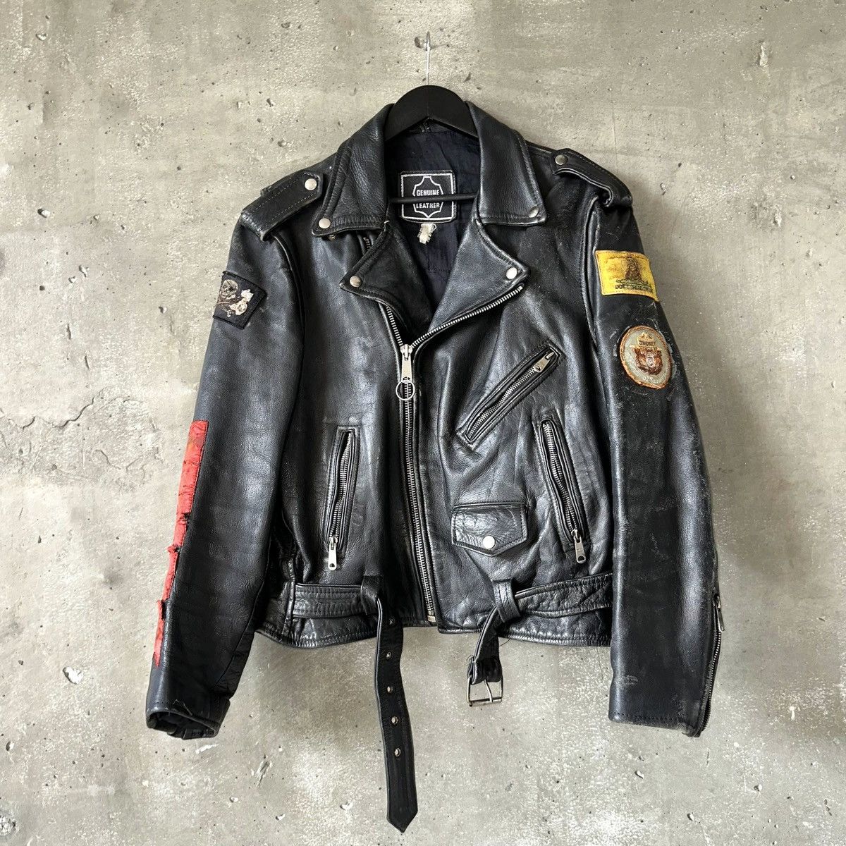 Vintage Vintage THRASHED Patchwork Leather Riders Jacket Size US L / EU 52-54 / 3 - 2 Thumbnail