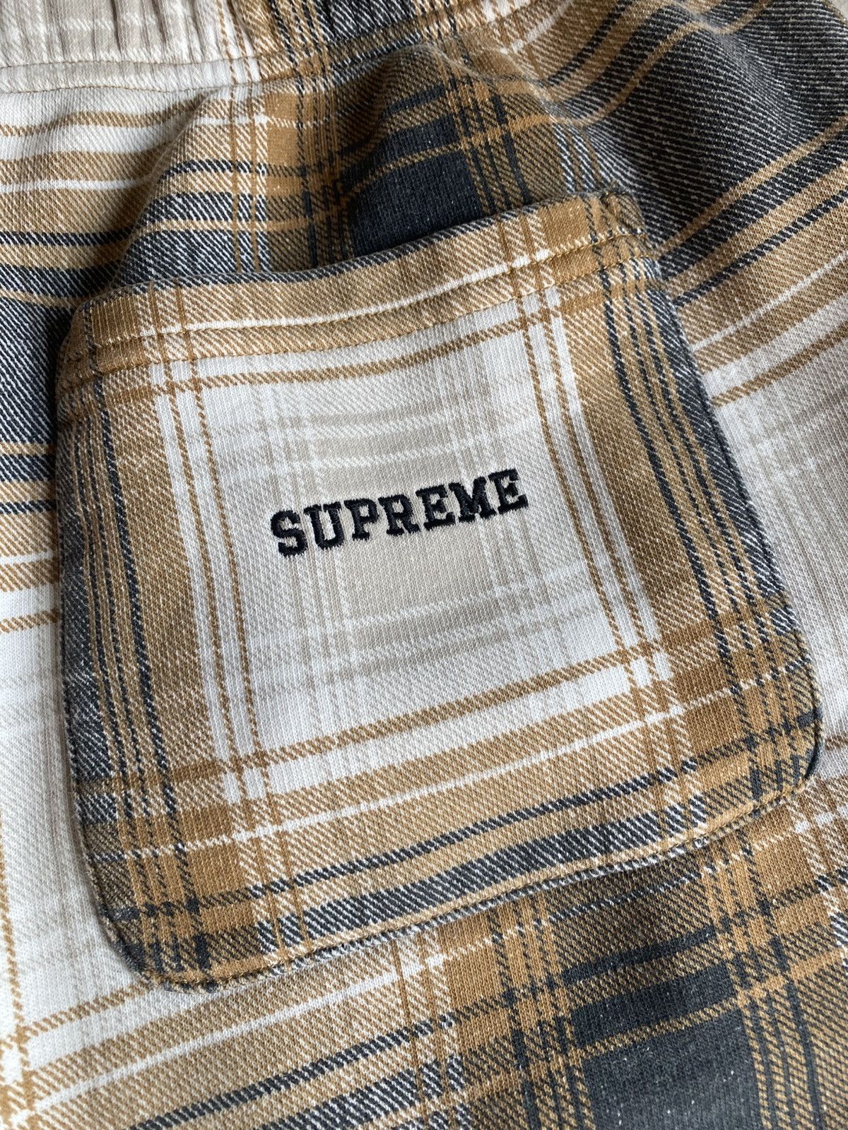 Nike × Supreme Supreme x Nike Plaid Sweatshort Size US 32 / EU 48 - 5 Thumbnail