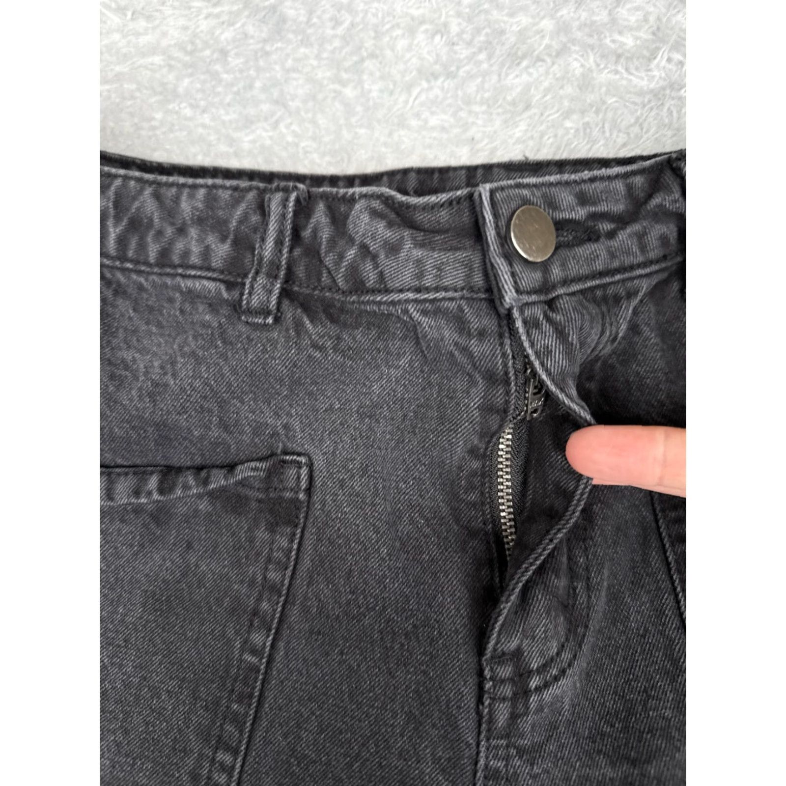Vintage No Boundaries Jeans Womens 12 Charcoal High Rise Wide-Leg Cuffed Denim 31x27 (Relaxed) Size 34" / US 12 / IT 48 - 5 Thumbnail
