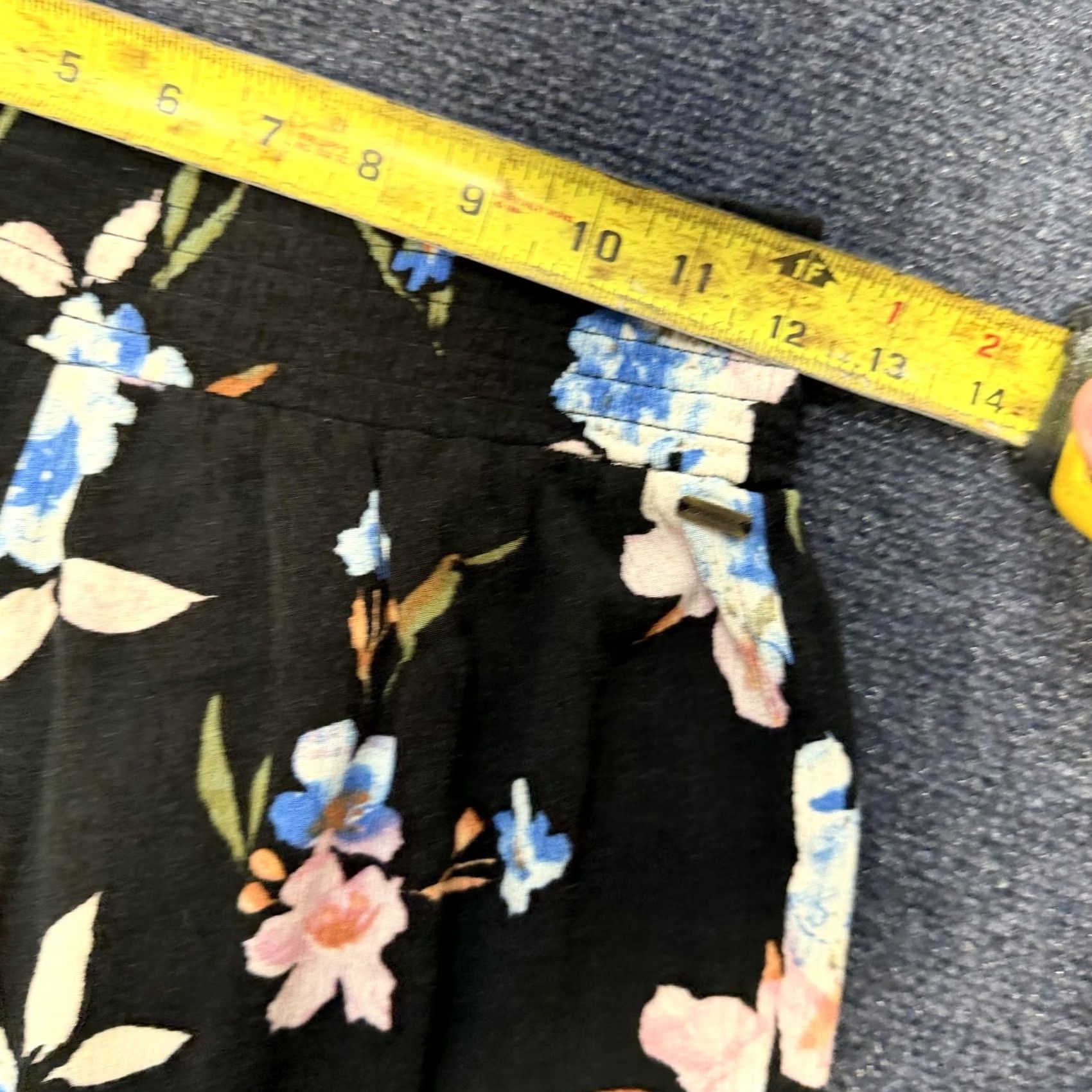 O'Neill O'Neill Dress Pants Womens M Black Floral Crepe Straight Leg Elastic Waist Pants Dress Size 32" / US 10 / IT 46 - 6 Thumbnail