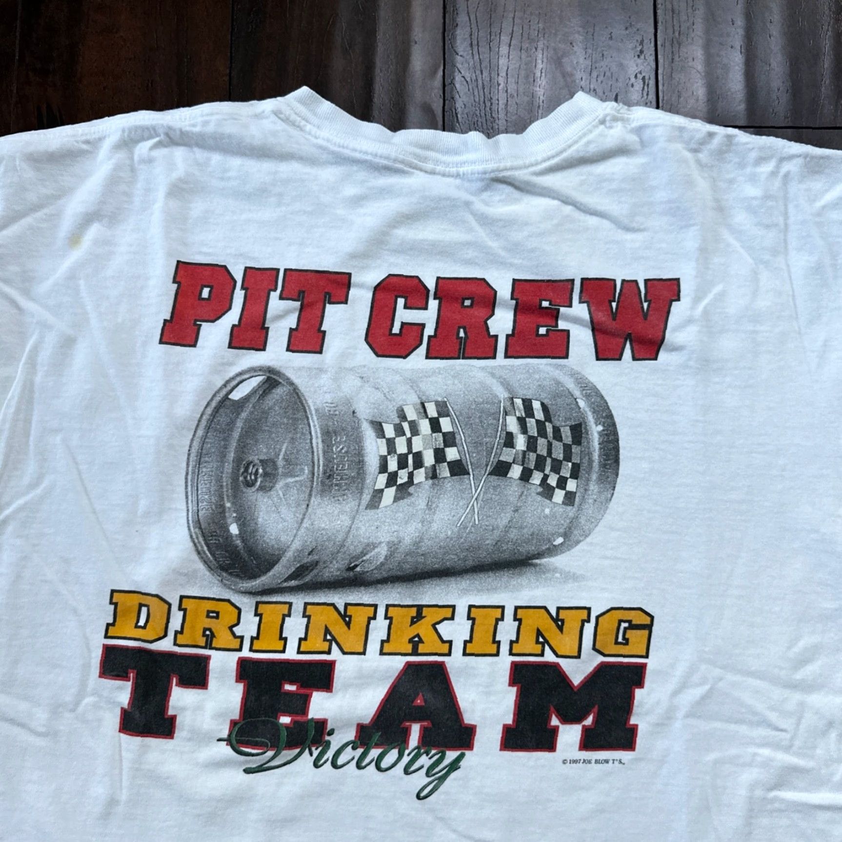 Delta VINTAGE Delta T-Shirt Pit Crew Drinking Team Funny VTG Beer Budweiser Racing Cars 2XL White Mens Size US XXL / EU 58 / 5 - 2 Thumbnail