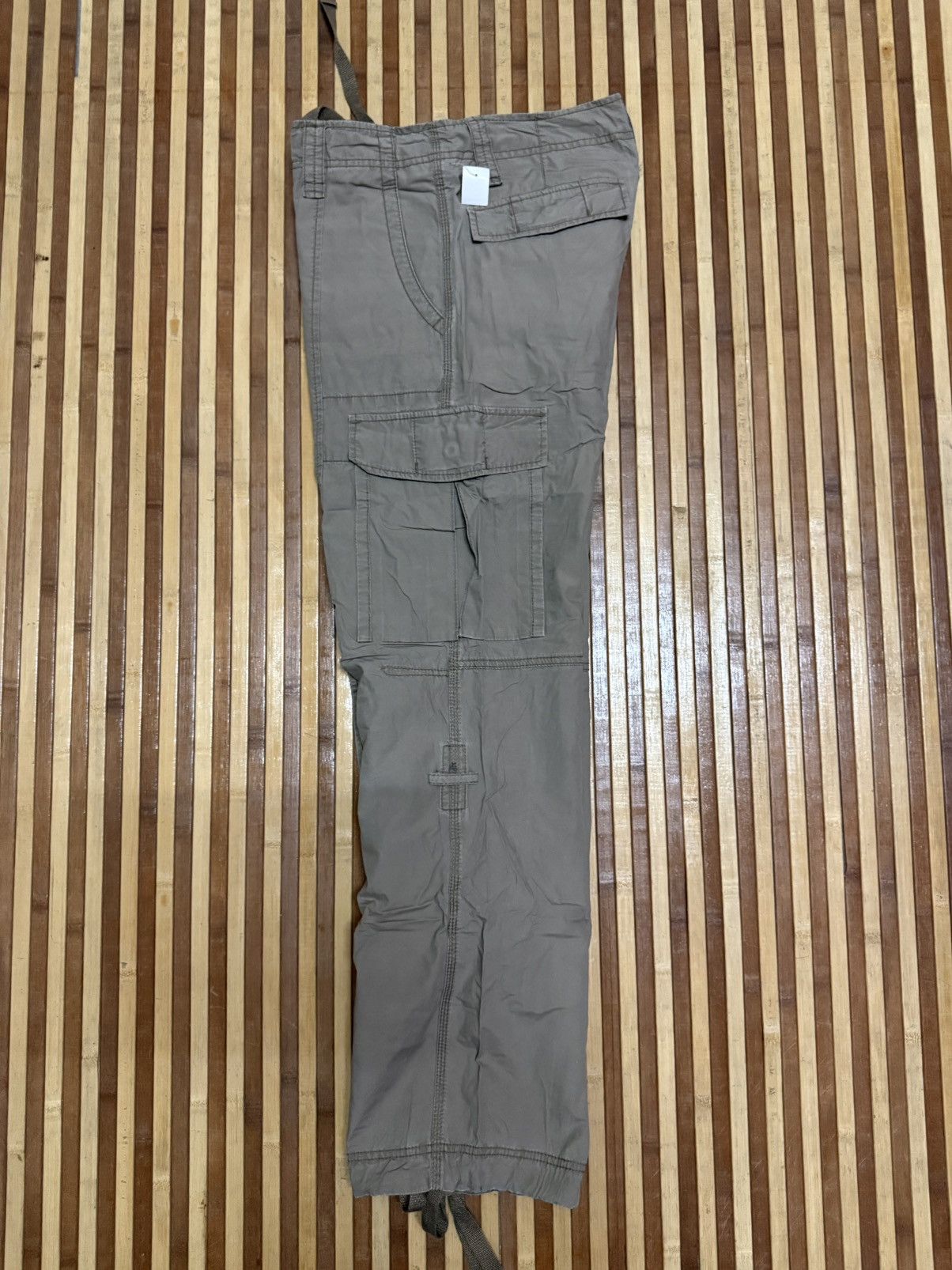 Uniqlo UNIQLO Cargo Pants Multipocket / Streetwear / W30x30 Size US 30 / EU 46 - 9 Thumbnail