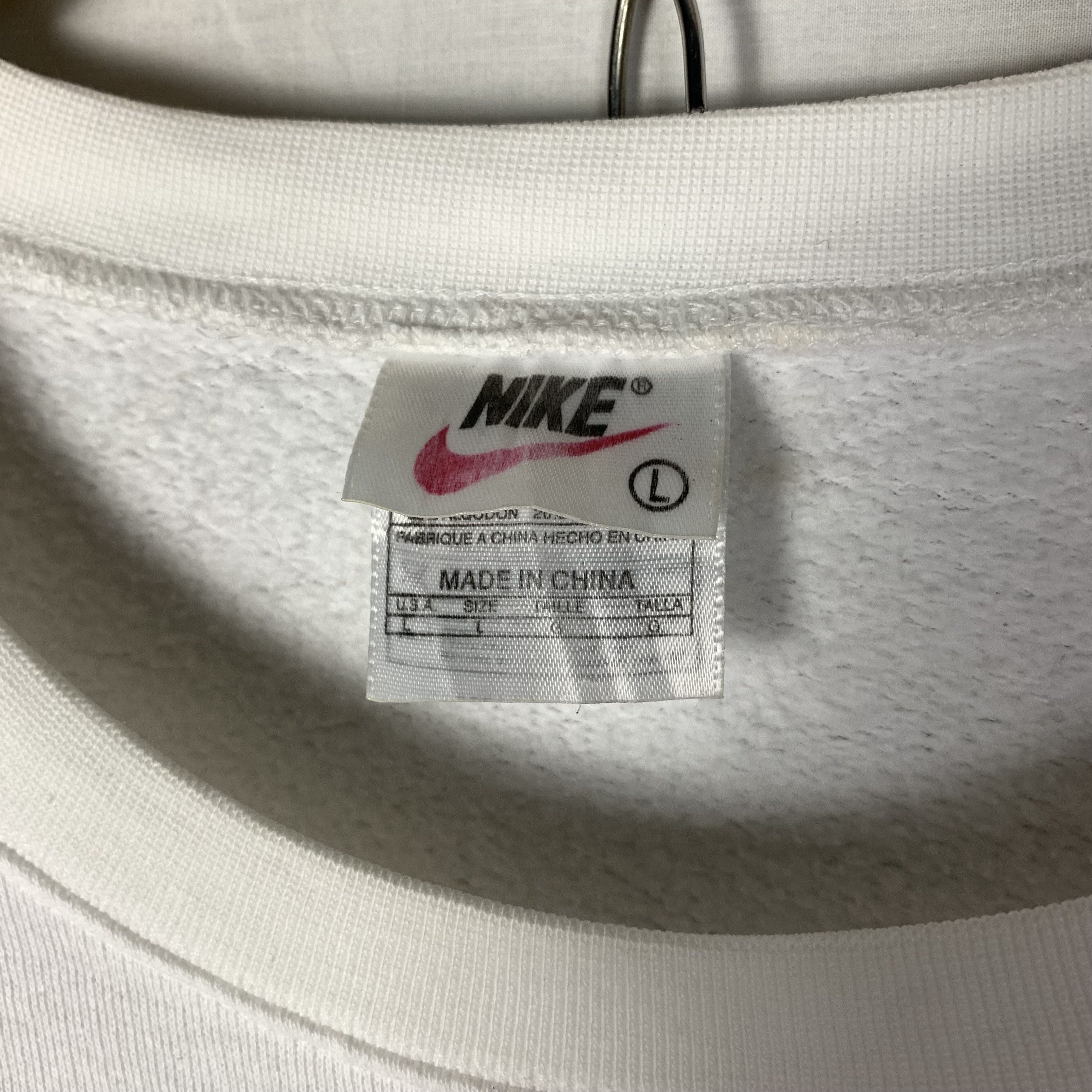 Nike Vintage Nike Air Sweatshirt Crewneck Size US L / EU 52-54 / 3 - 6 Thumbnail