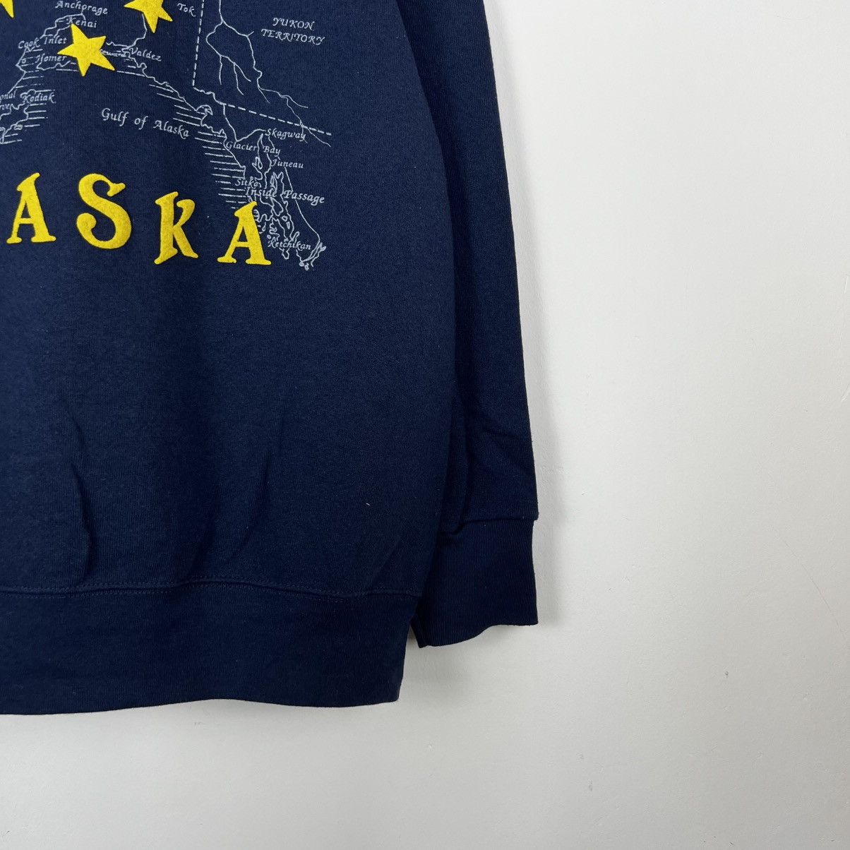 Fruit Of The Loom Vintage Fruit Of The Loom Alaska Map Full Printed Sweatshirt Size US M / EU 48-50 / 2 - 6 Thumbnail