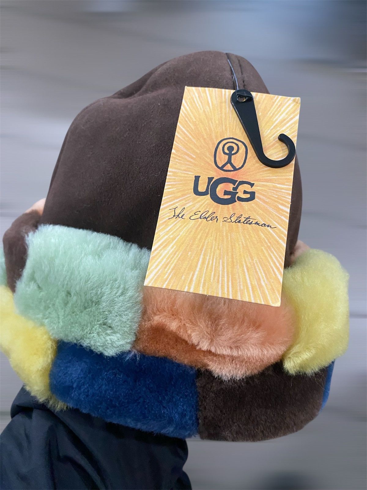 The Elder Statesman UGG The Elder Statesman Genuine Shearling Cuff Hat FW23 Size ONE SIZE - 2 Thumbnail