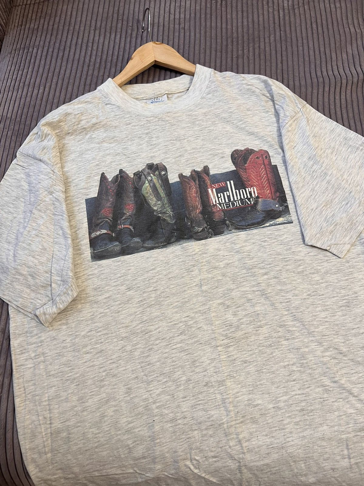 Marlboro Vintage 90s Marlboro Western Shoe Vintage Tee Wild West Rare Size US XL / EU 56 / 4 - 2 Thumbnail