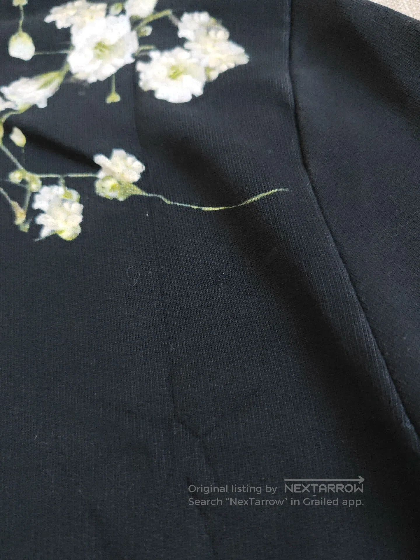 Givenchy Givenchy Men's Jasmine Flower Sweatshirt. Size US S / EU 44-46 / 1 - 6 Thumbnail