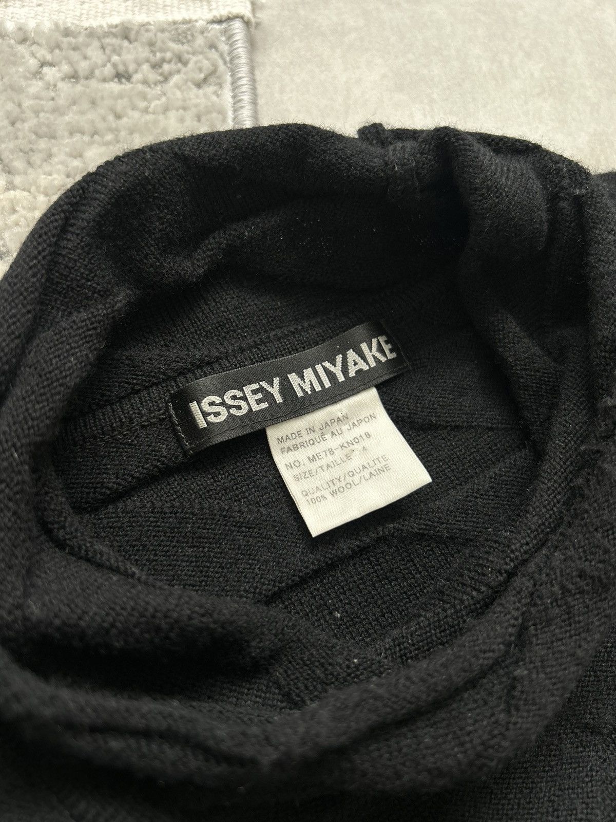 Issey Miyake Issey Miyake Wool Knit Turtleneck Sweater Made in Japan Size US XL / EU 56 / 4 - 5 Thumbnail