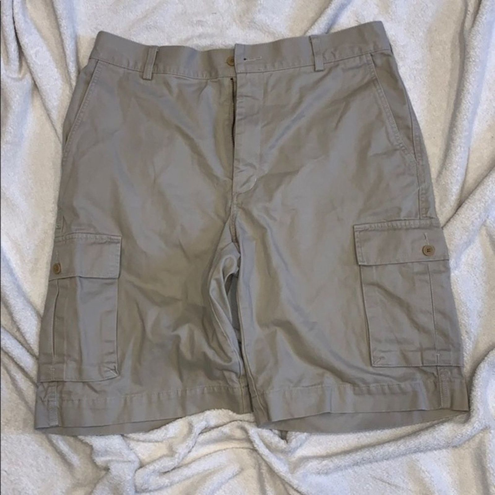 Jos. A. Bank Joseph A Bank Tan Neutral Cargo Shorts | Sz 35 Size US 35 - 2 Thumbnail