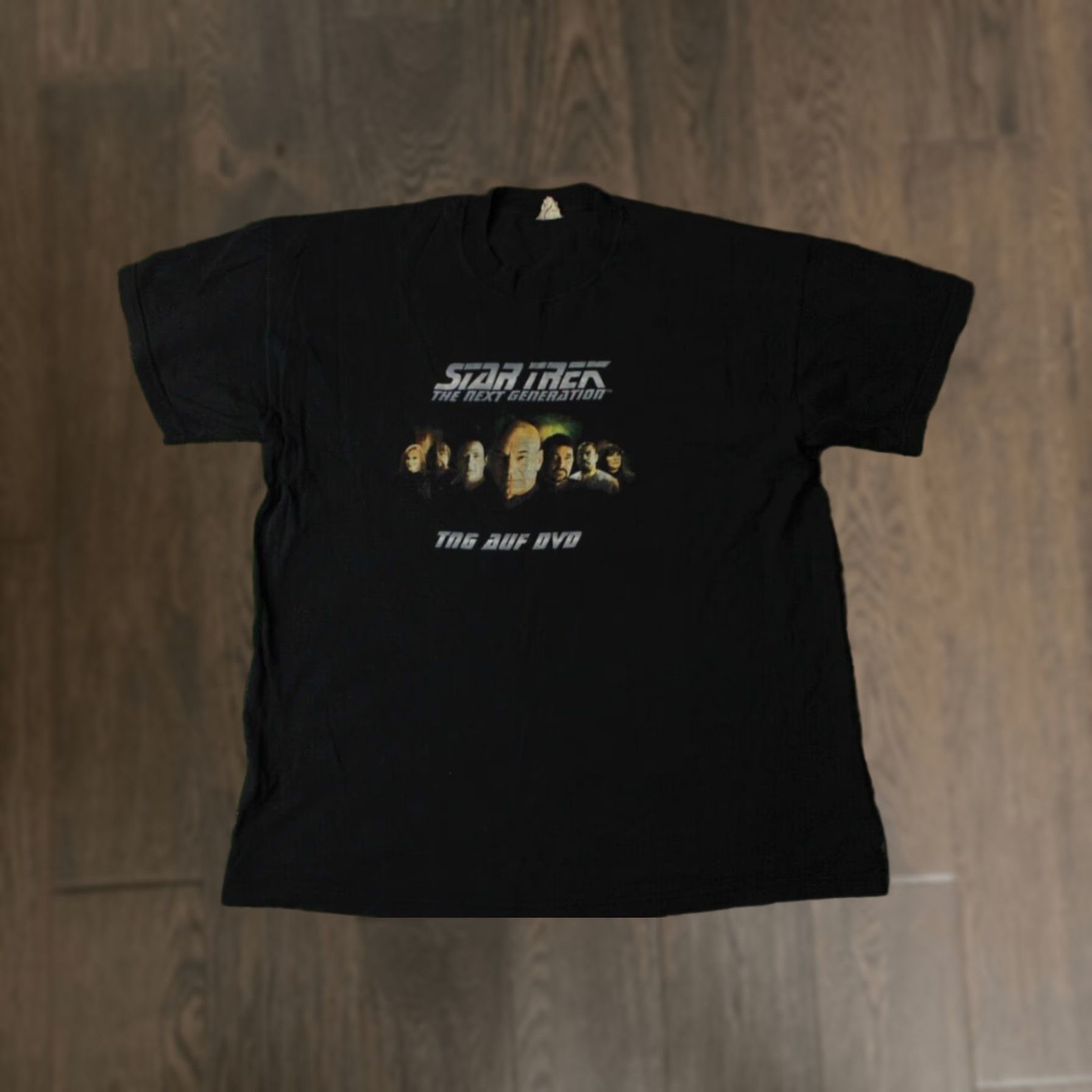 Vintage STAR TREK THE NEXT GENERATION Shirt L Men Black Screen Stars Original Size US L / EU 52-54 / 3 - 1 Thumbnail