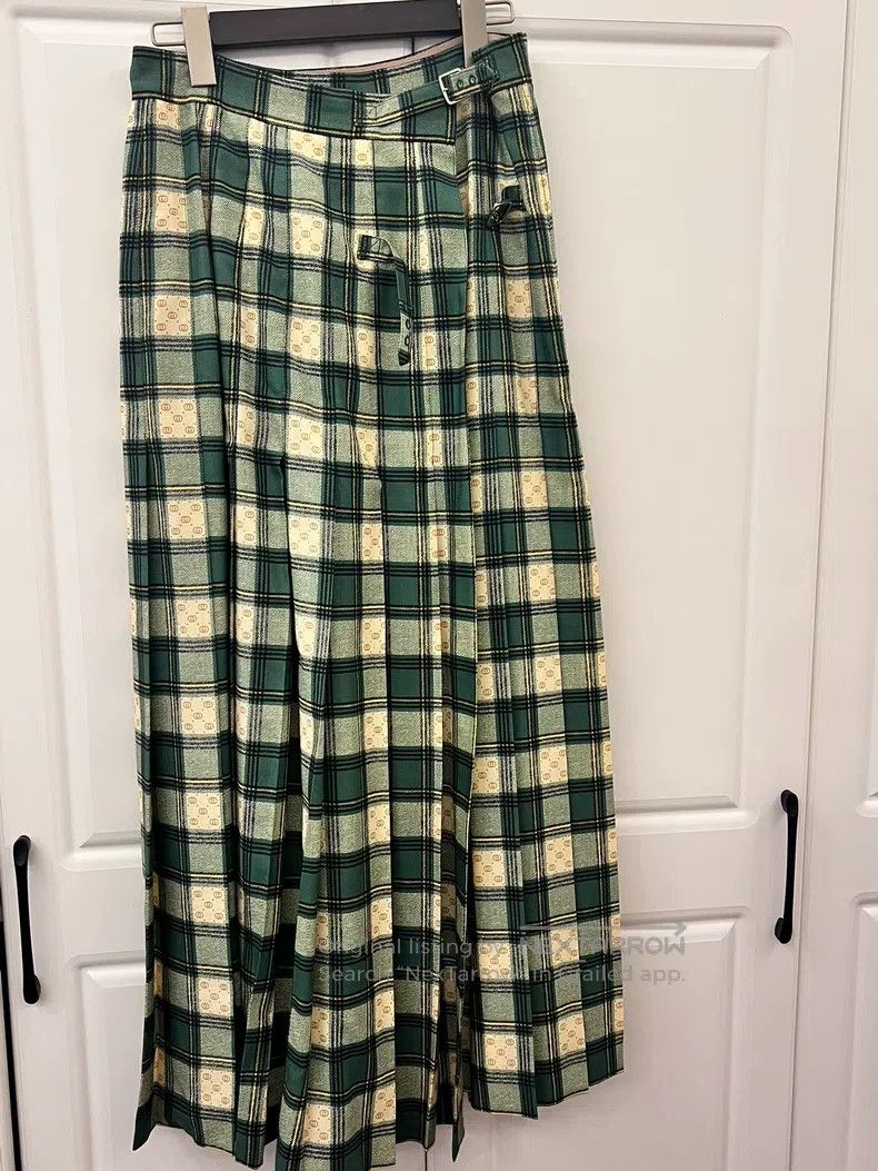 Gucci Gucci Checkered skirt Size 27" / US 4 / IT 40 - 1 Thumbnail