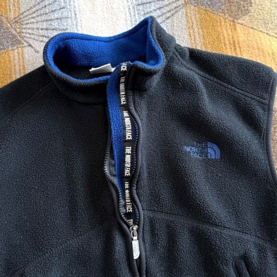 The North Face VINTAGE The North Face Fleece Vest Men’s Small Black Blue USA Made 90s Outdoor Size US S / EU 44-46 / 1 - 6 Thumbnail