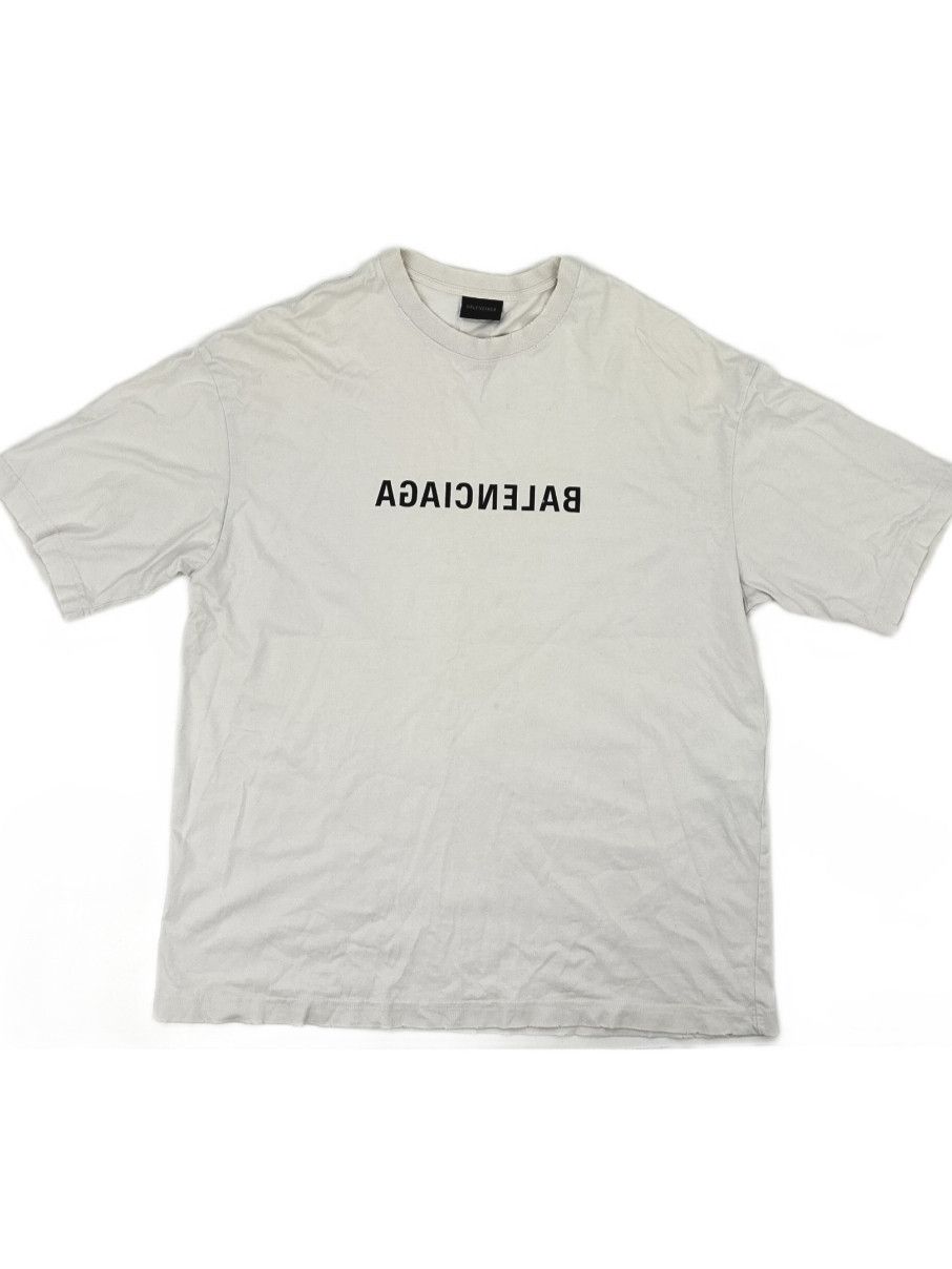 Balenciaga Balenciaga Inverted Logo T-Shirt Size S Size US S / EU 44-46 / 1 - 1 Thumbnail