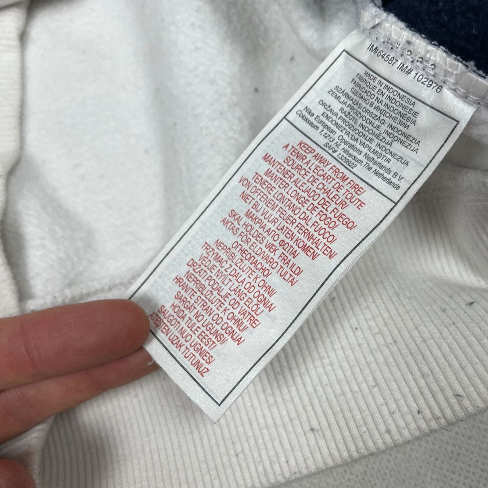 Nike × Vintage Vintage Nike Men's White Spellout Fleece Lined Hoodie Small Size US S / EU 44-46 / 1 - 12 Thumbnail