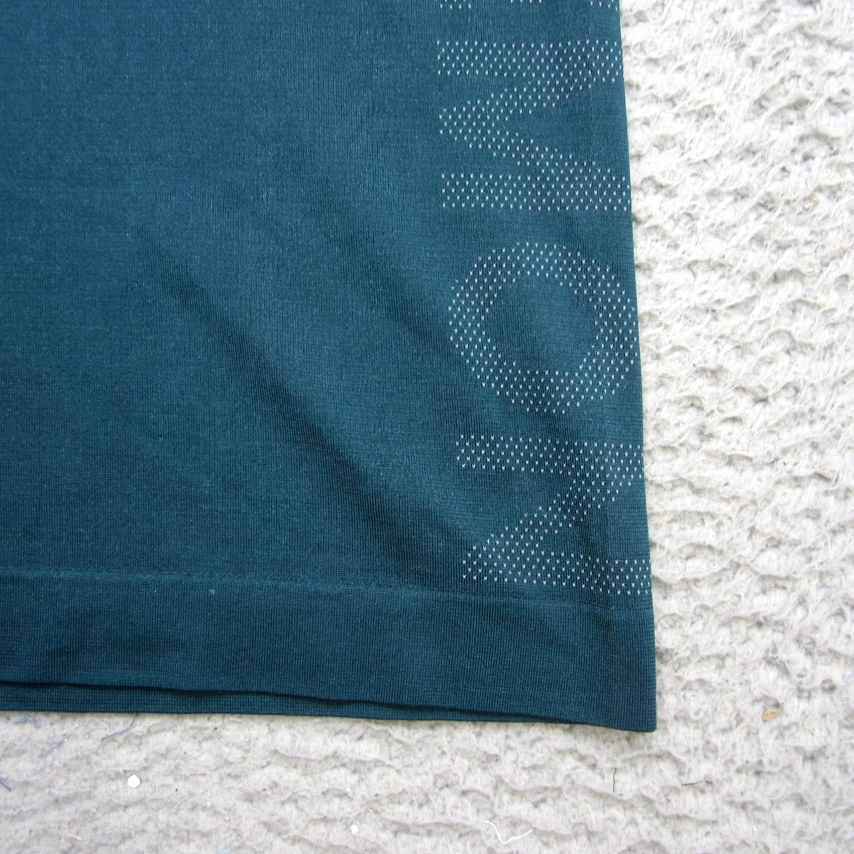 Lululemon Lululemon Metal Vent Tech Shirt Mens M Blue Running Training Performance Stretch Shirt Size US M / EU 48-50 / 2 - 3 Thumbnail