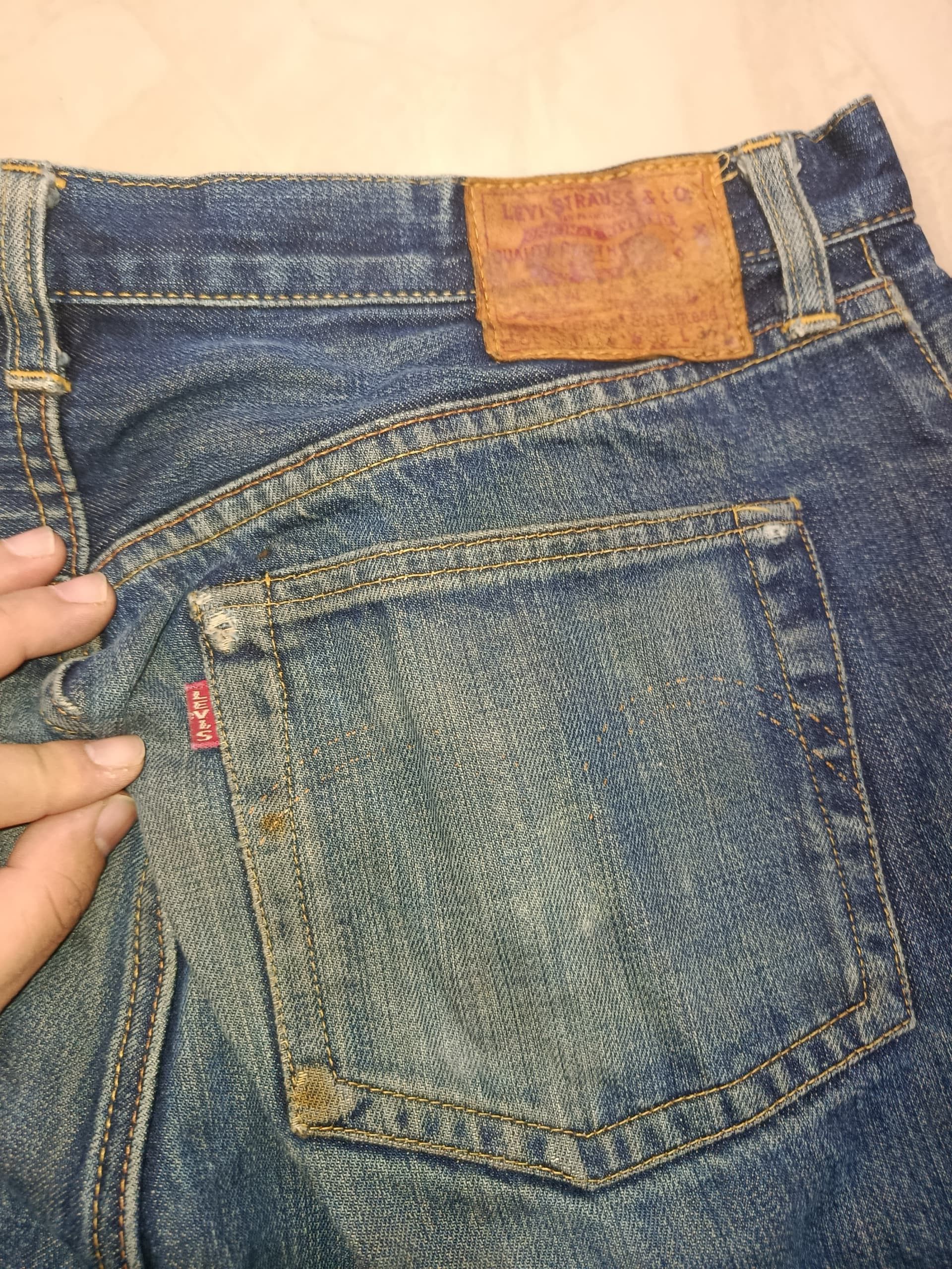Levi's DISTRESSED LEVIS S501XX #555 BIG E SELVEDGE DENIM Size US 36 / EU 52 - 14 Thumbnail