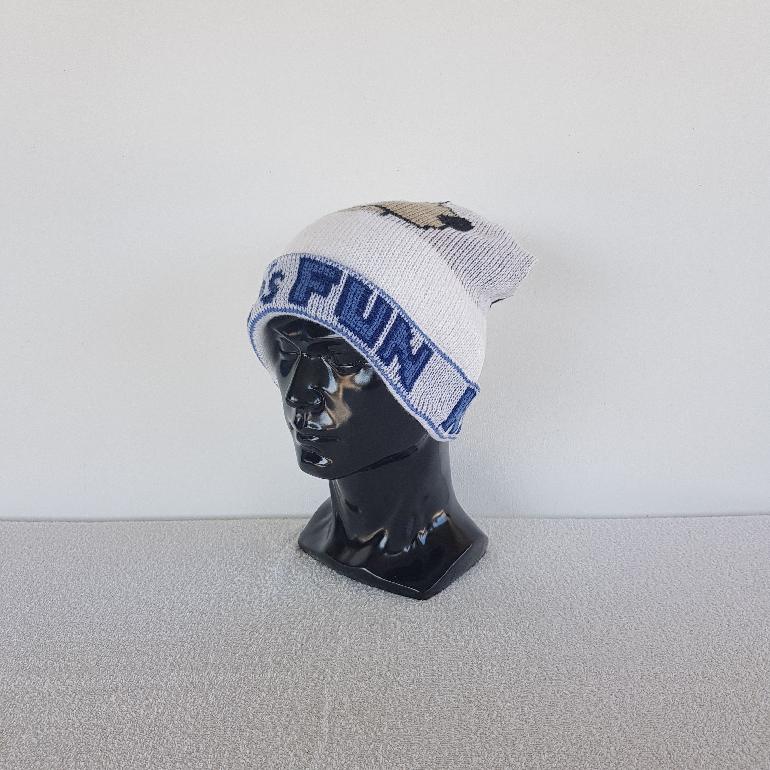 Japanese Brand Vintage 90s Kids Fun Beanie Snow Caps Hats. Size ONE SIZE - 1 Thumbnail