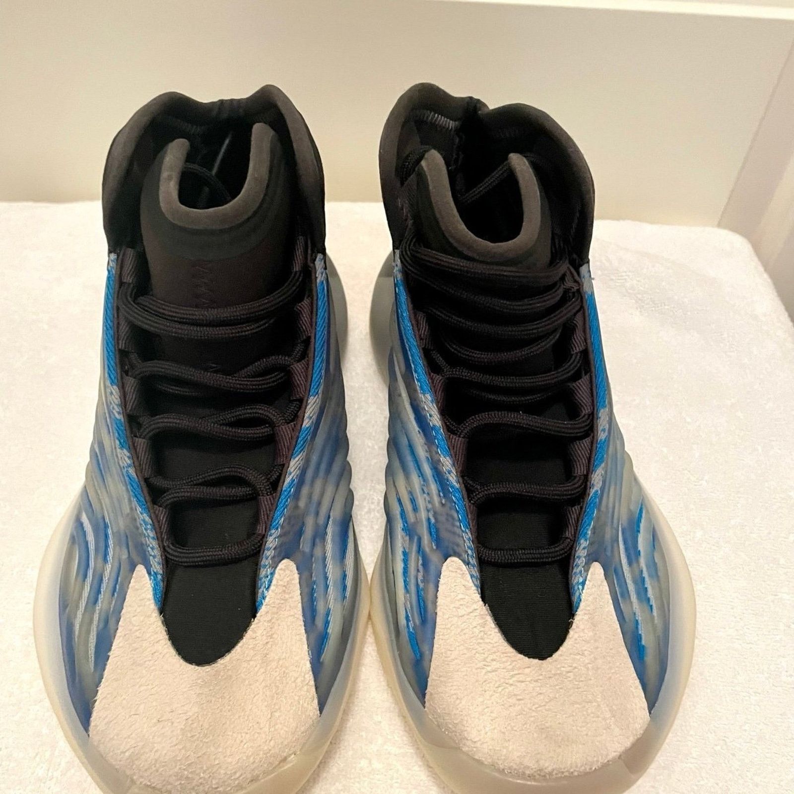 Adidas Adidas Yeezy QNTMZ Basketball Sneaker Size US 6.5 / EU 39-40 - 3 Thumbnail